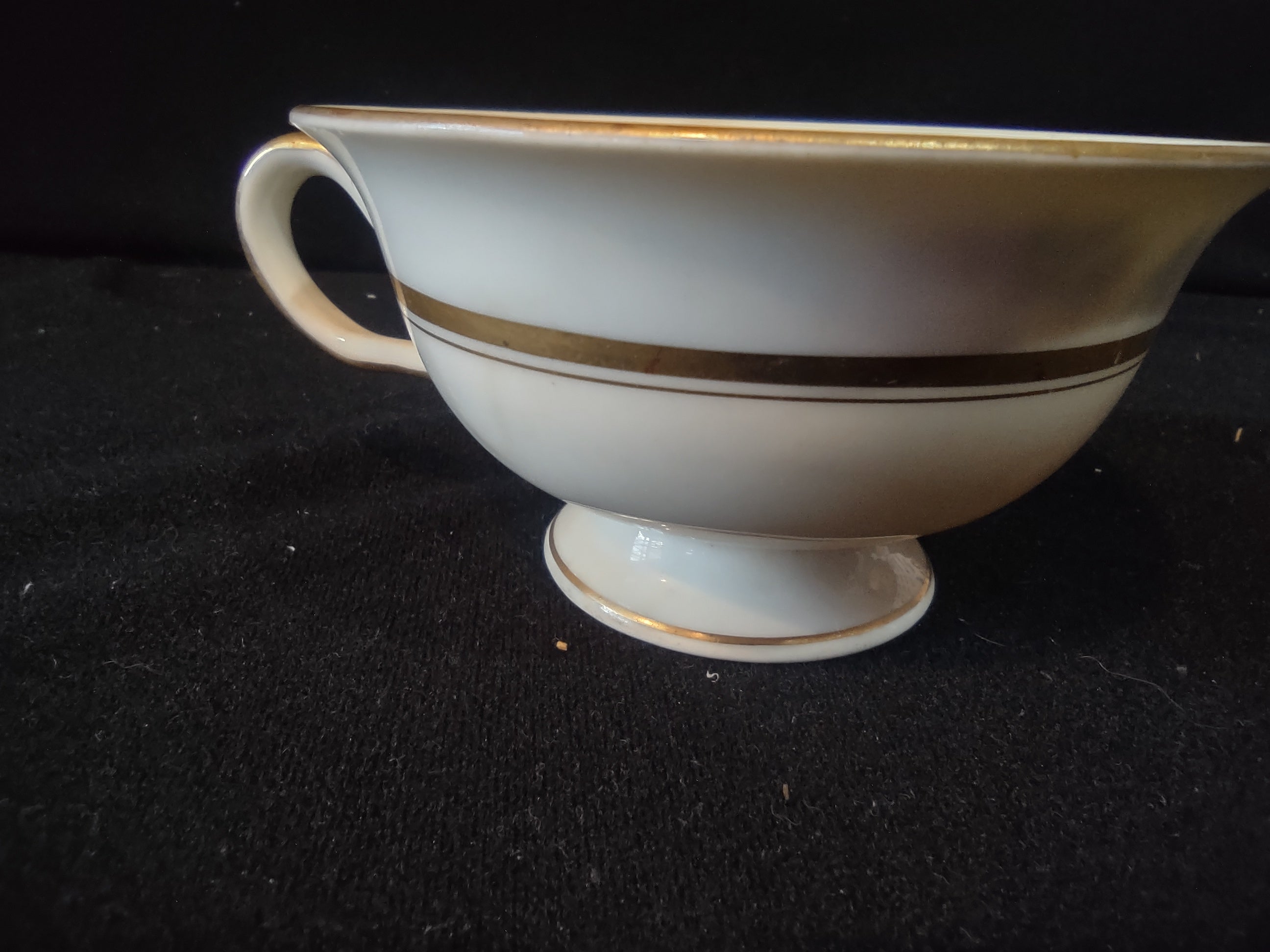 Vintage Castleton China Manor Cup & Saucer Set of 4 Floral Gold Trim [6715]