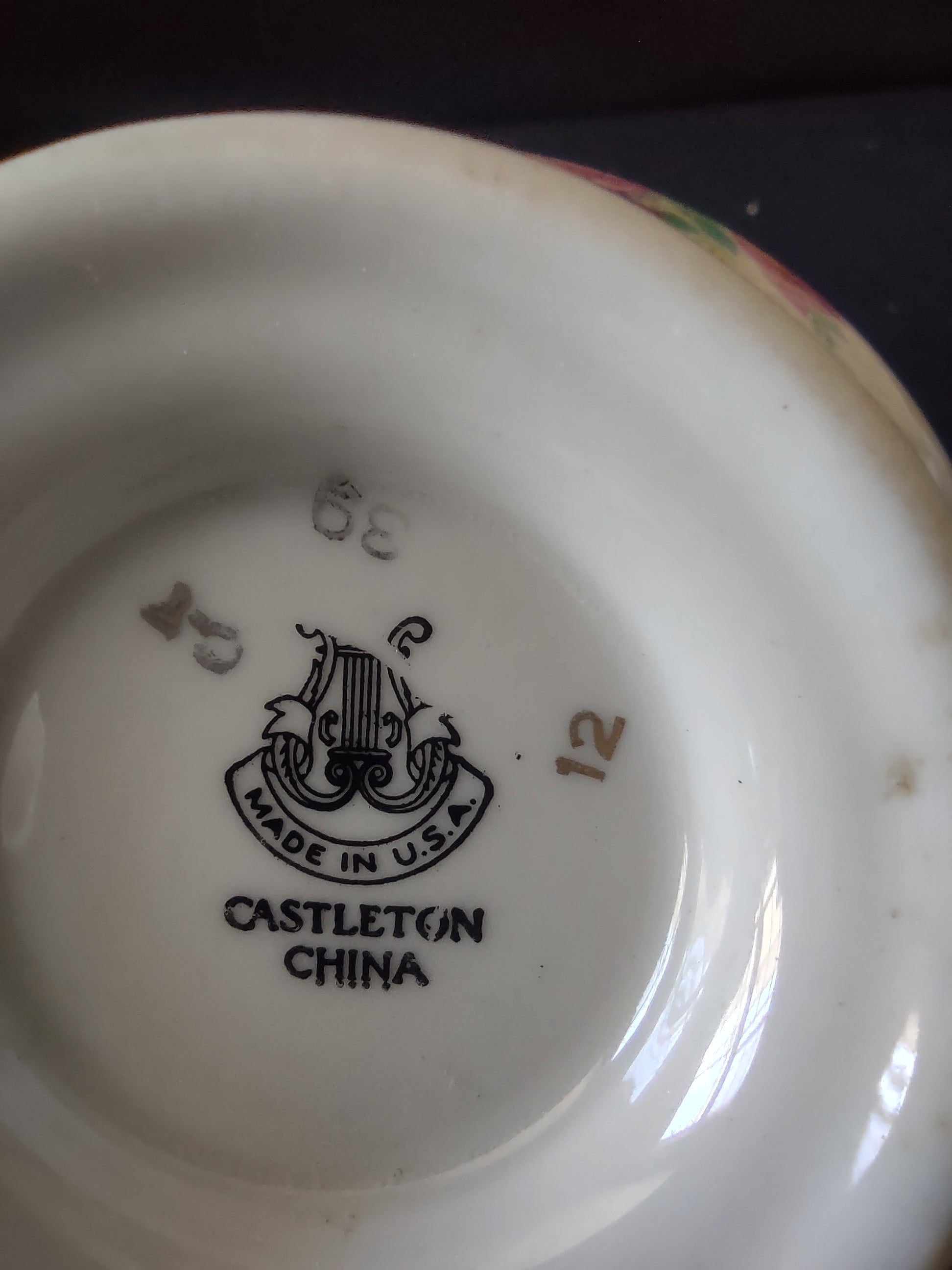 Vintage Castleton China Floral Bouquet Creamer Gold Trim USA [6716]