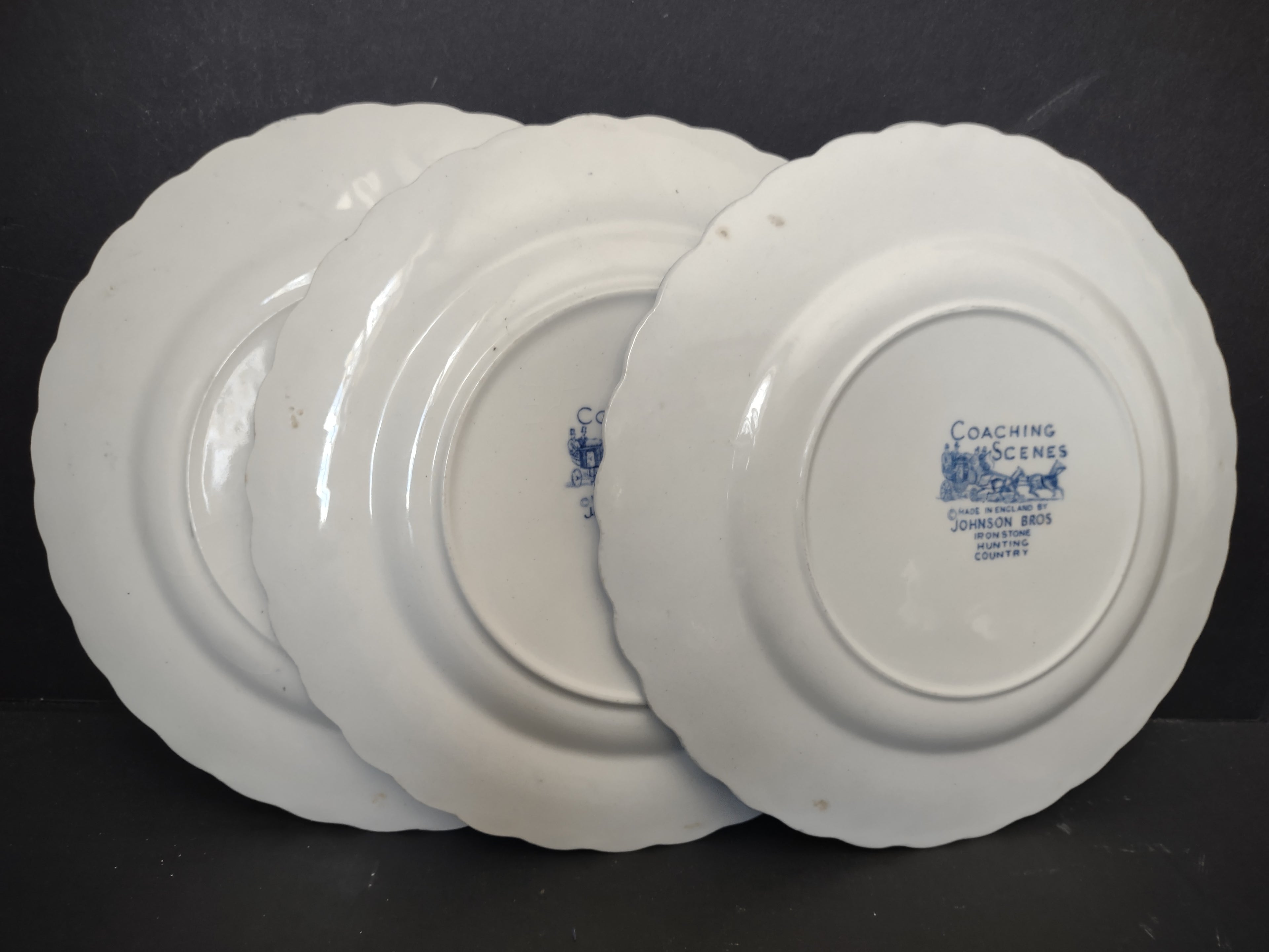 Vintage Johnson Bros Coaching Scenes Blue & White 6" Plates Set of 7 [6734]