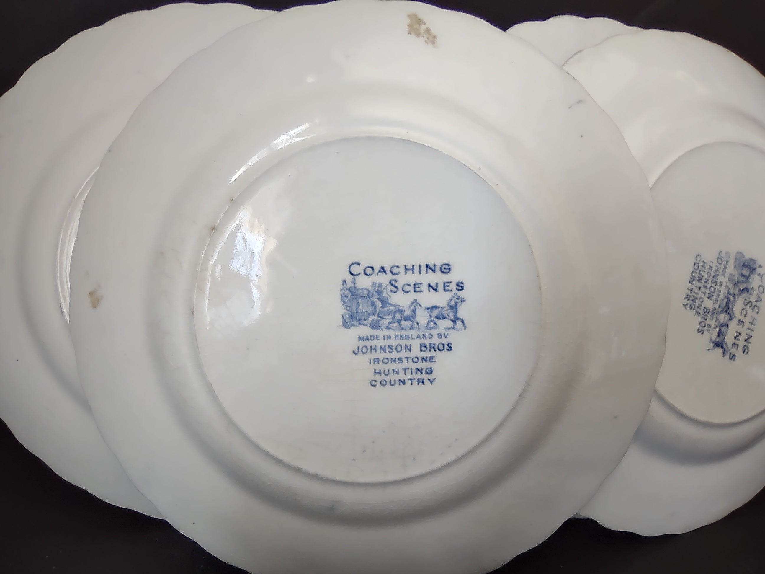 Vintage Johnson Bros Coaching Scenes Blue & White 6" Plates Set of 7 [6734]