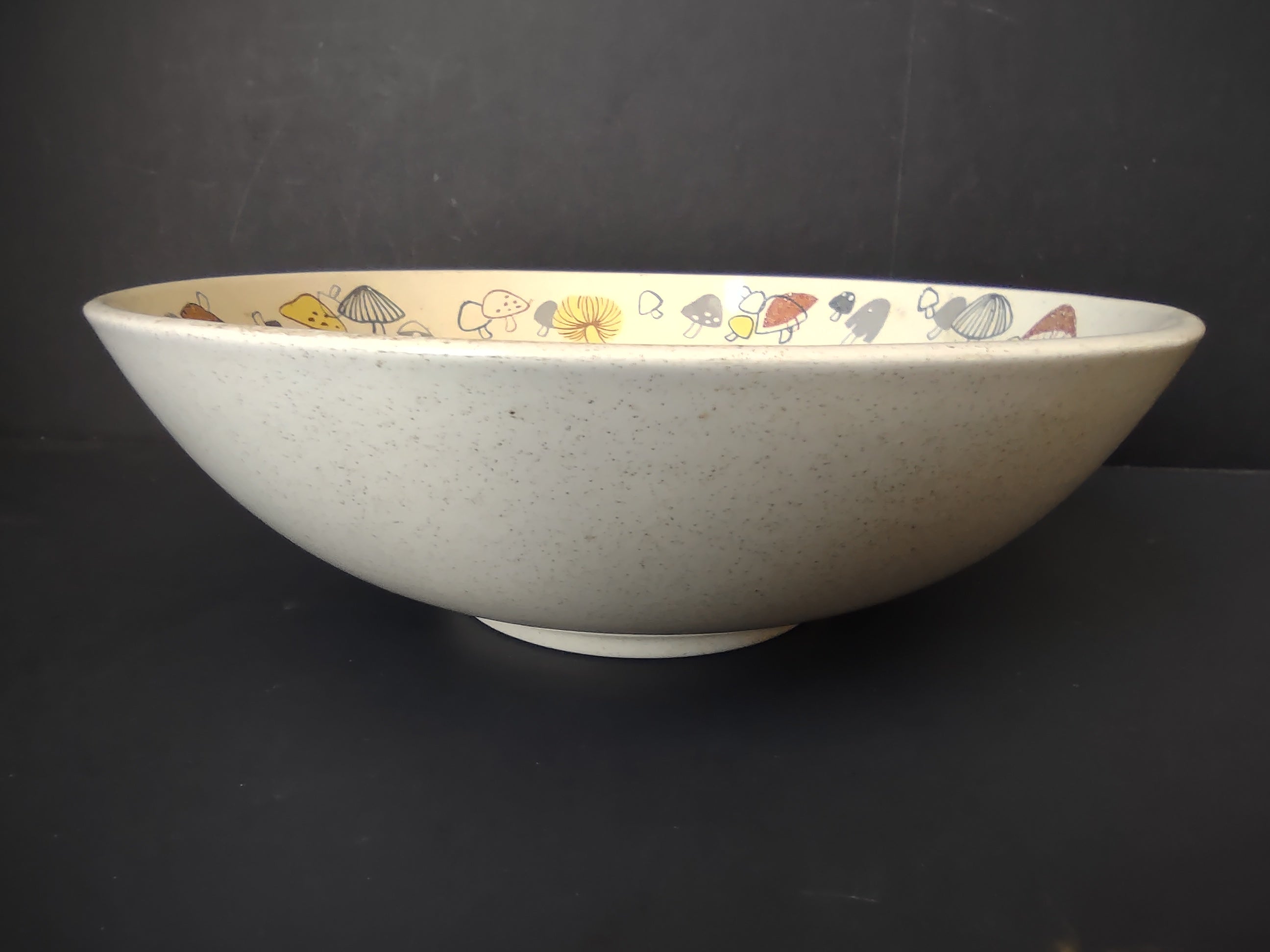 Vintage Franciscan Mushroom Pattern Serving Bowl 9" [6733]