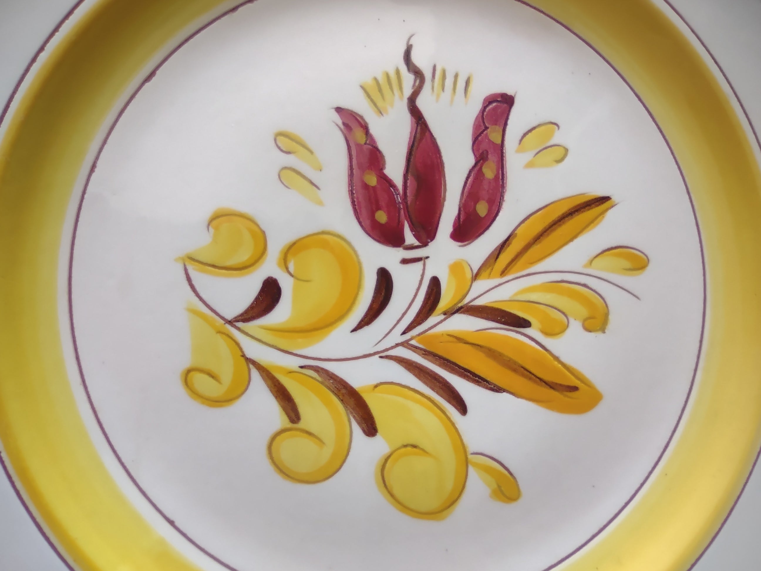 Vintage Stangl Pottery Provincial Plate 10" Yellow & Burgundy Chip [6744]