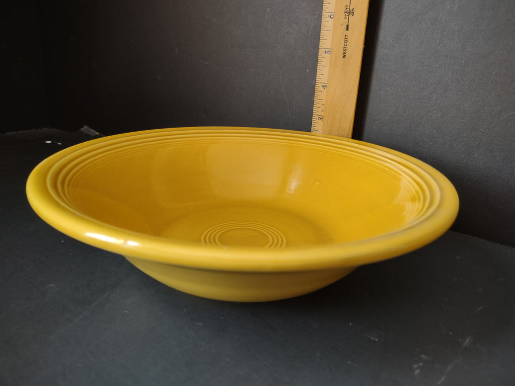 Vintage Fiesta Bowl Yellow 9.5" Concentric Ring No Backstamp [6766]