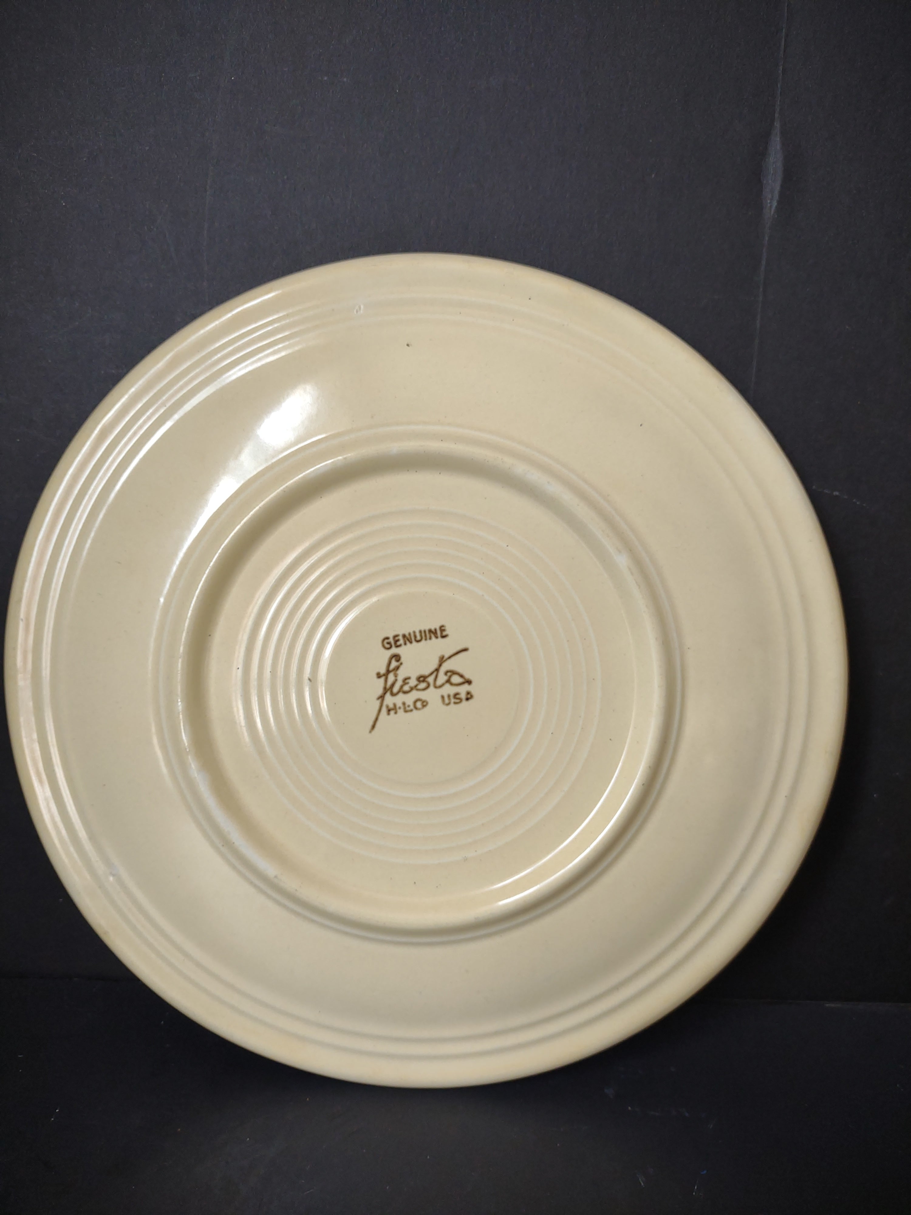 Vintage Fiesta Off-White Dinner Plate HLC USA [6761]