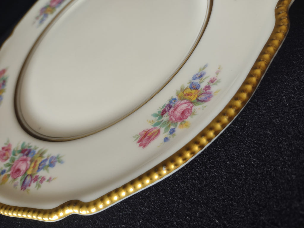 Vintage Castleton China Bouquet Off-White Gold Beaded Rim Plate 9" [6751]