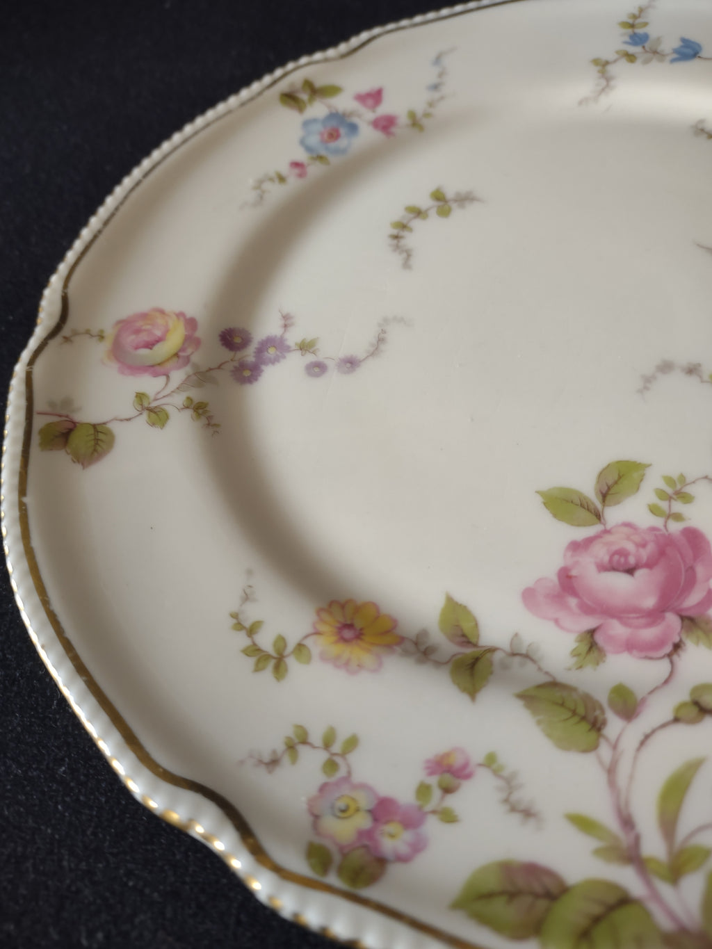 Vintage Castleton China Sunnyvale Floral 8" Plate Pink Blue Yellow [6752]