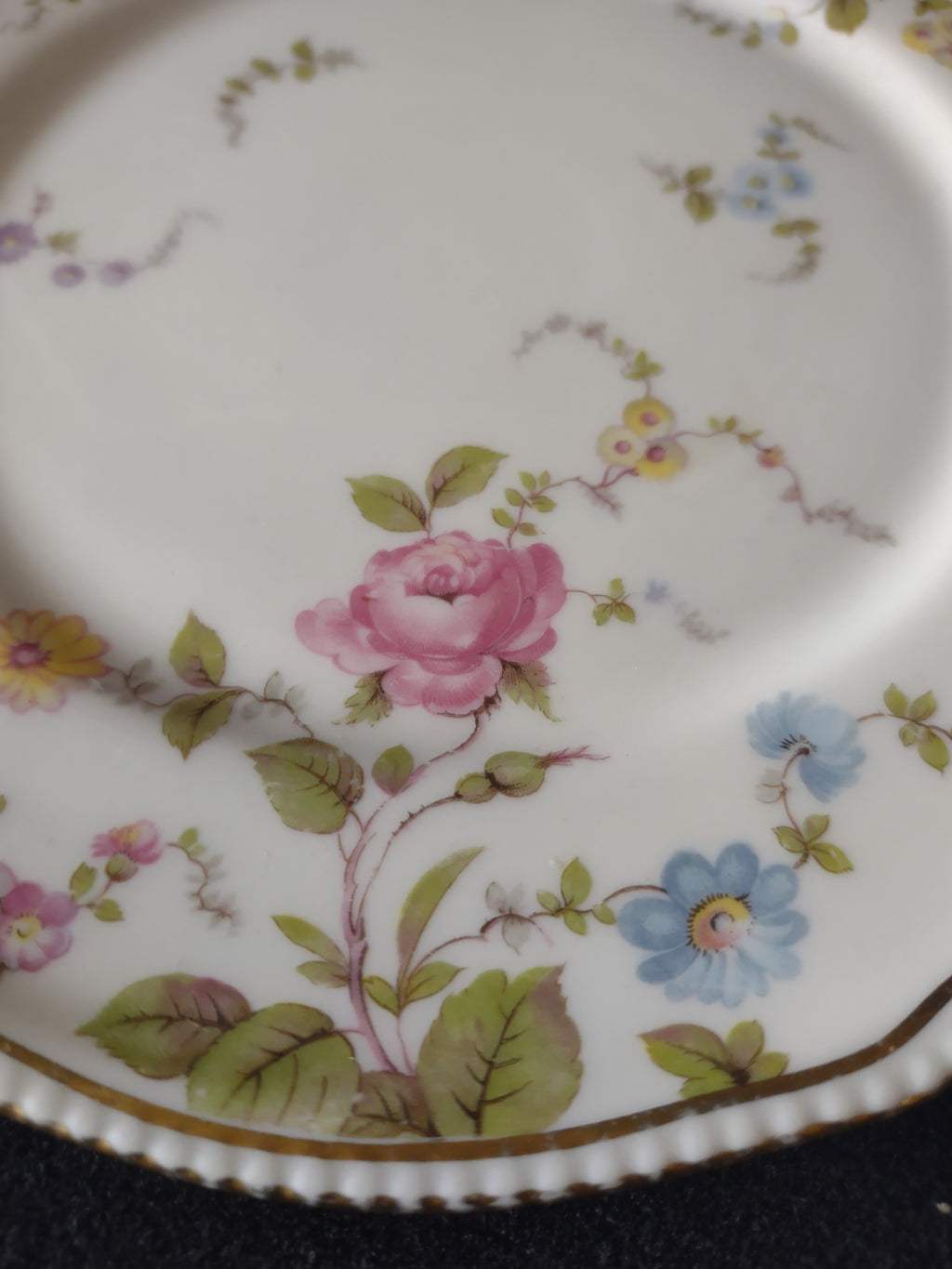 Vintage Castleton China Sunnyvale Floral 8" Plate Pink Blue Yellow [6752]