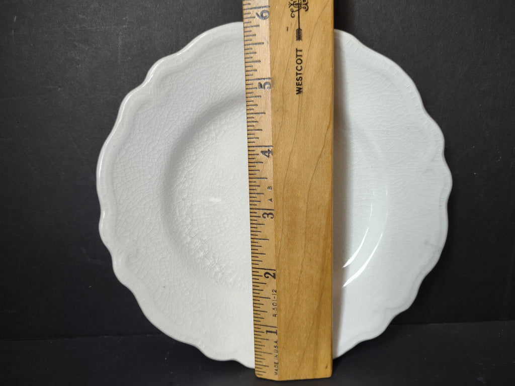 Vintage Grindley England Ironstone White Scalloped Plate [6760]