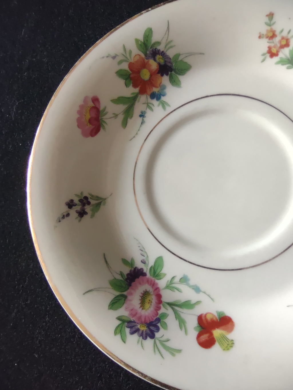 Vintage Syracuse China Floral Bouquet Saucer 6" Gold Trim [6755]