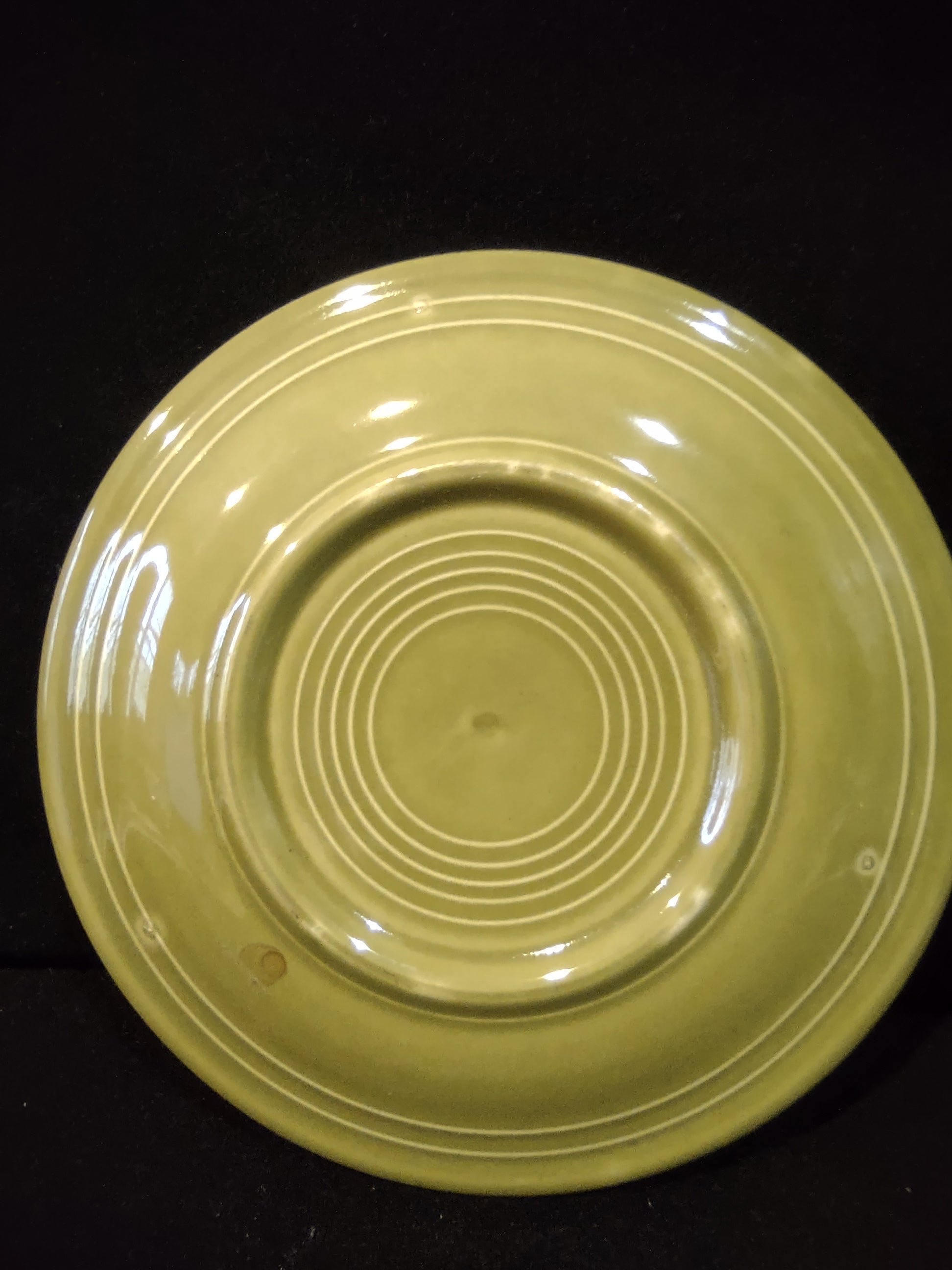 Vintage Fiesta Chartreuse 7 inch Salad Plate Yellow Green Dinnerware [6781]
