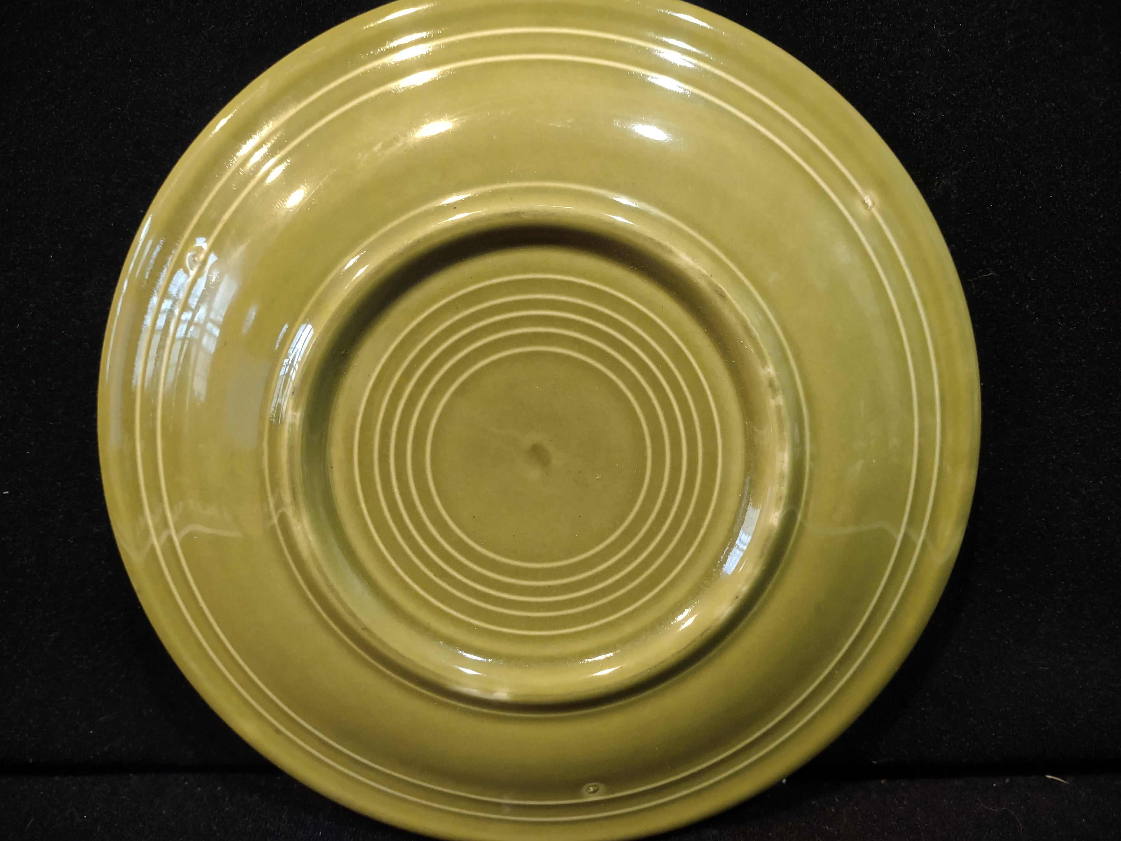 Vintage Fiesta Chartreuse 7 inch Salad Plate Yellow Green Dinnerware [6781]