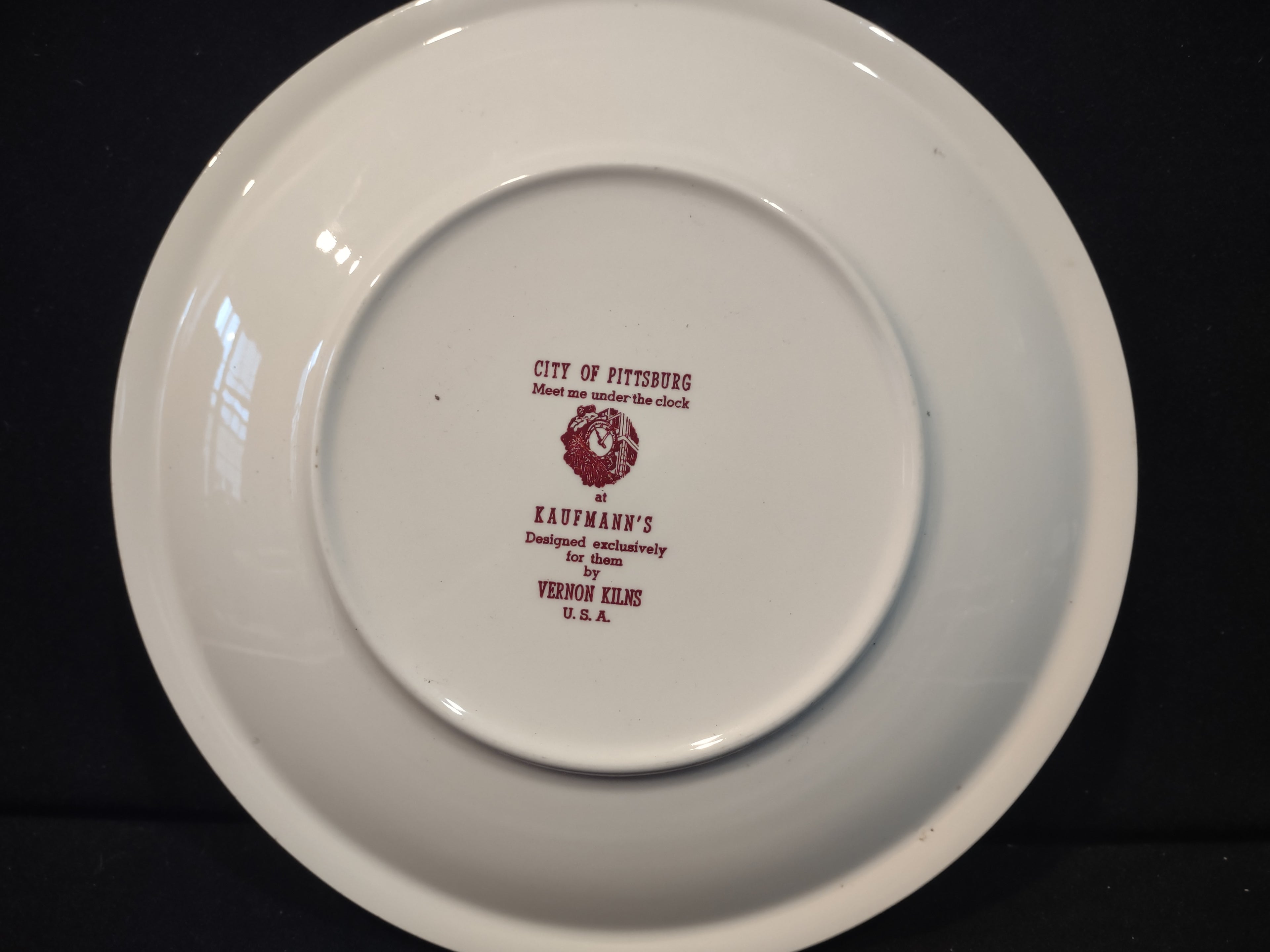 Vintage Pittsburgh Landmarks Commemorative Plate Red & White [6775]