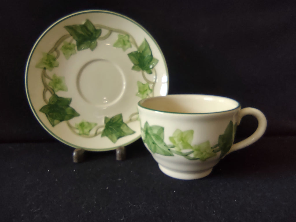 Vintage Franciscan Ivy Cup & Saucer Set [6800]