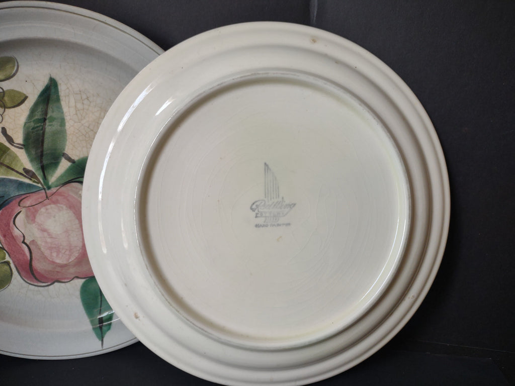 Vintage Blue Ridge Southern Potteries Apple Plate Set of 4 9.5" - pattern detail