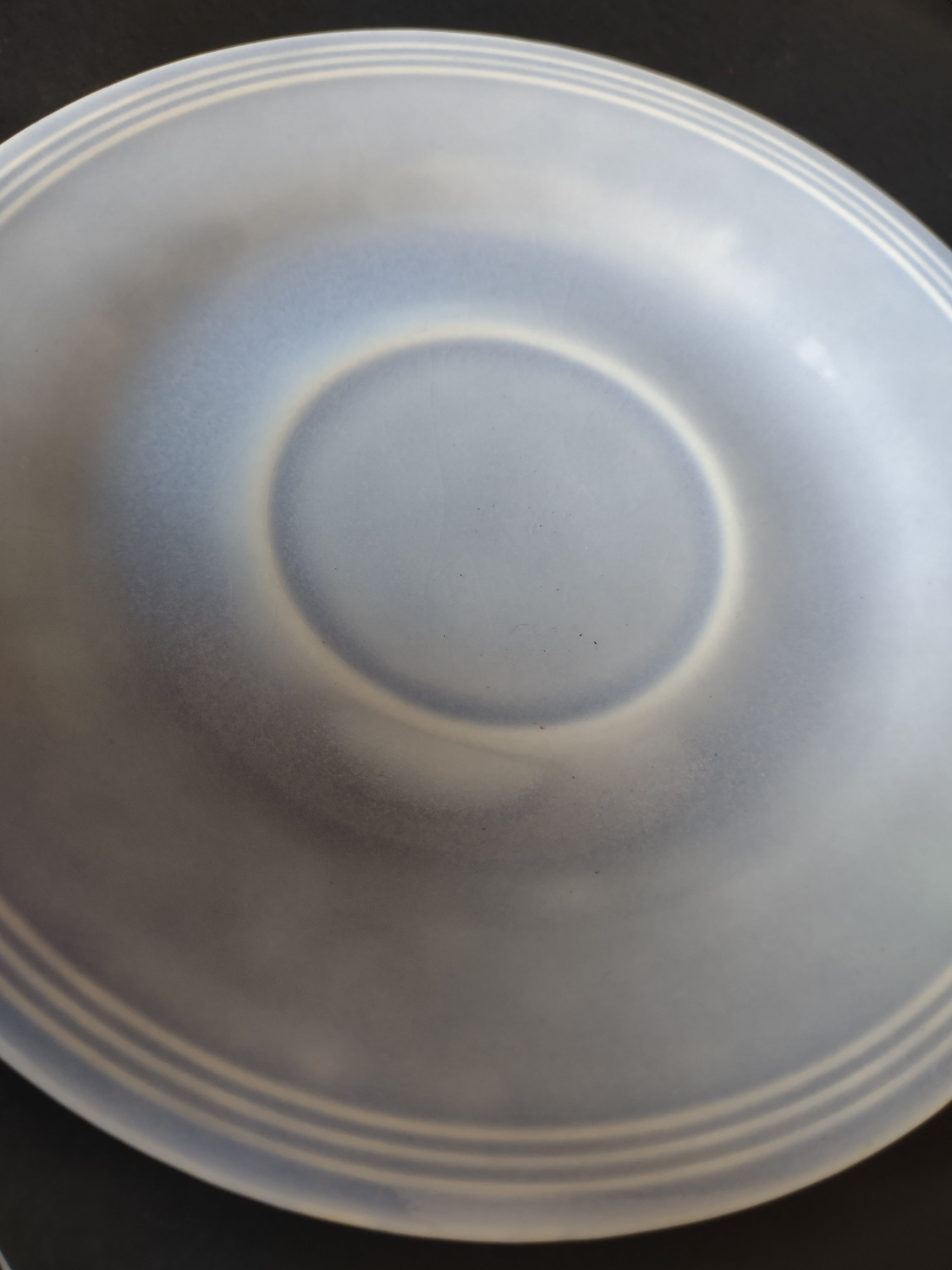 Vintage light blue ribbed ring saucer 6" - close-up well detail