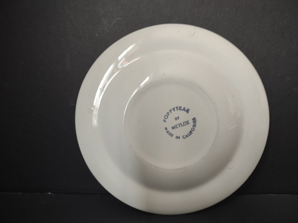 Metlox Poppytrail plain white saucer backstamp Poppytrail by Metlox Made in California