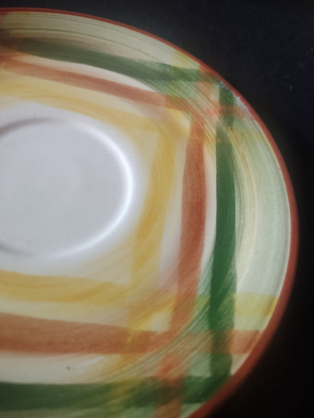 Vernon Kilns Homespun saucer close-up of plaid stripe pattern