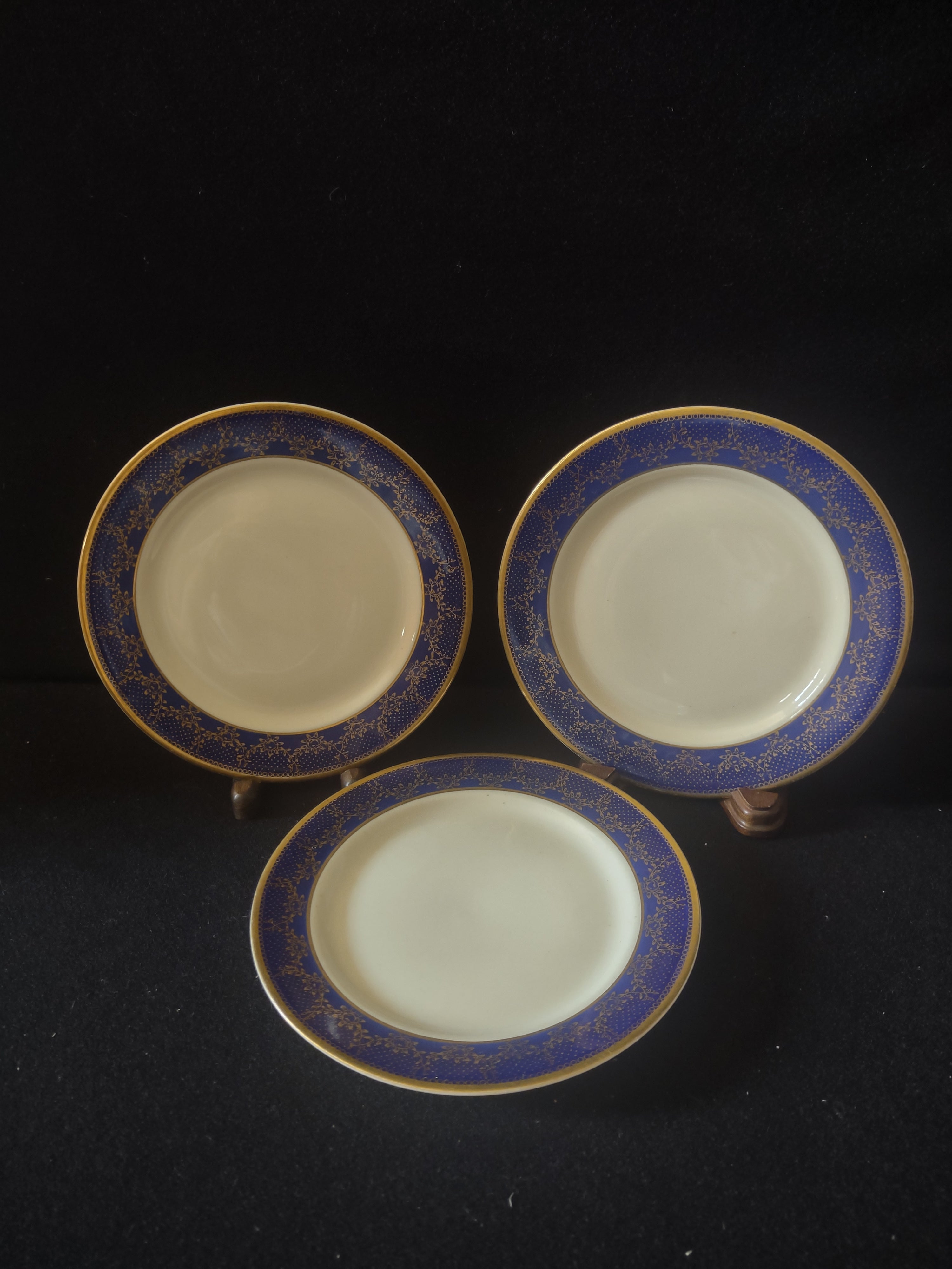Close-up of Old Ivory Syracuse China O.P. Co. Made in America green backstamp