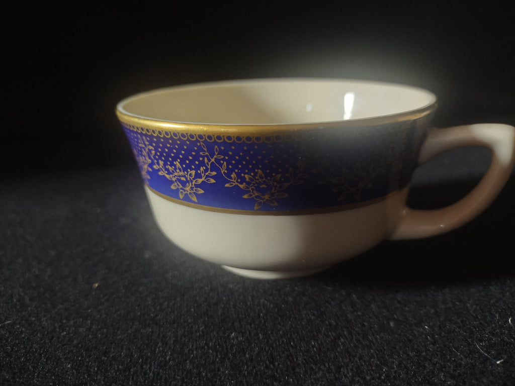 Vintage O.P.Co. Syracuse China W-12 cobalt blue gold teacup, single cup side profile