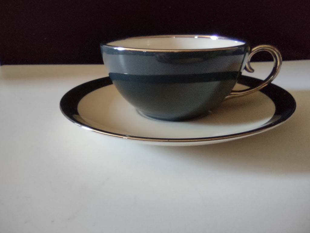 Flintridge China backstamp gold on teal - cup bottom