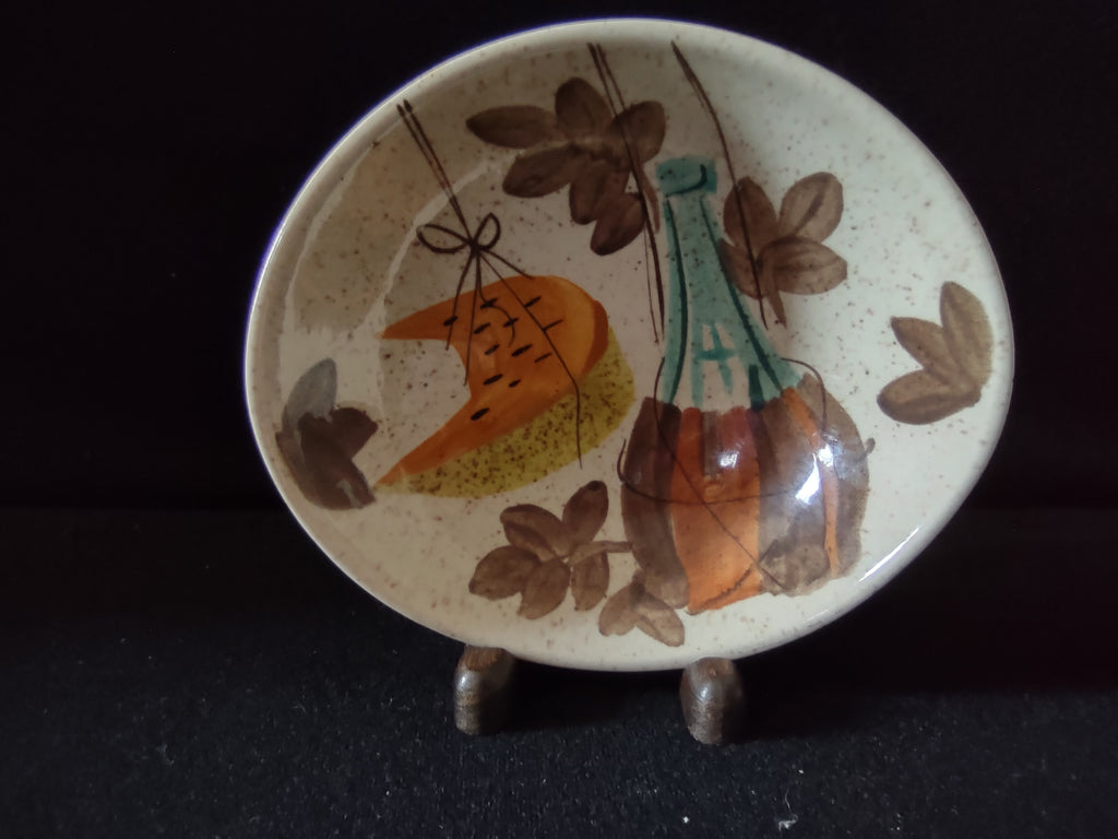 Vintage Red Wing Hand Painted Tampico Oval Bowl USA [6867]
