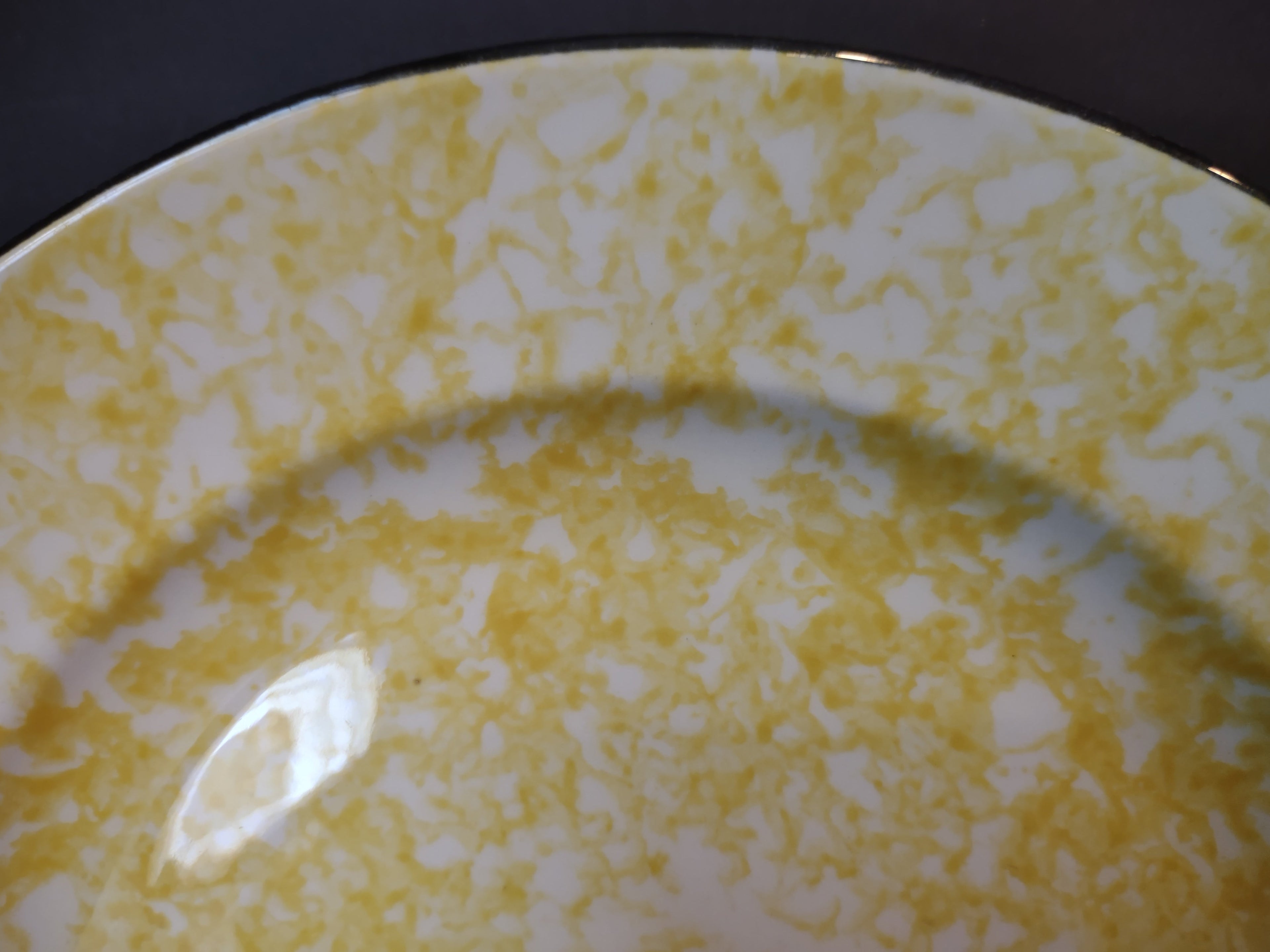 Vintage Stangl Town & Country Yellow Spongeware 10" Plate - backstamp showing Stangl Trenton NJ Since 1805 Town & Country