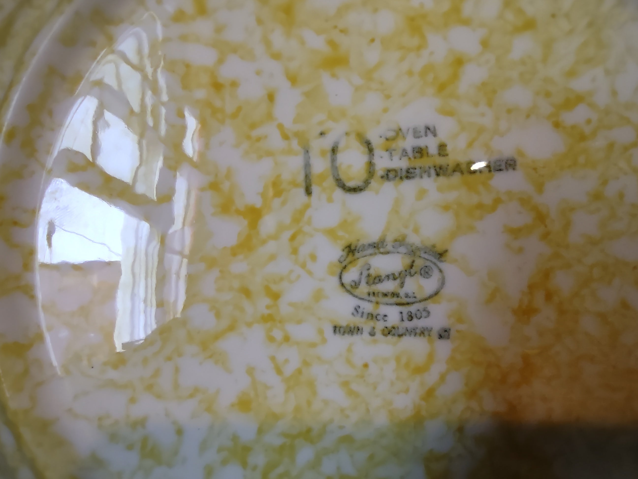 Vintage Stangl Town & Country Yellow Spongeware 10" Plate - additional glaze detail