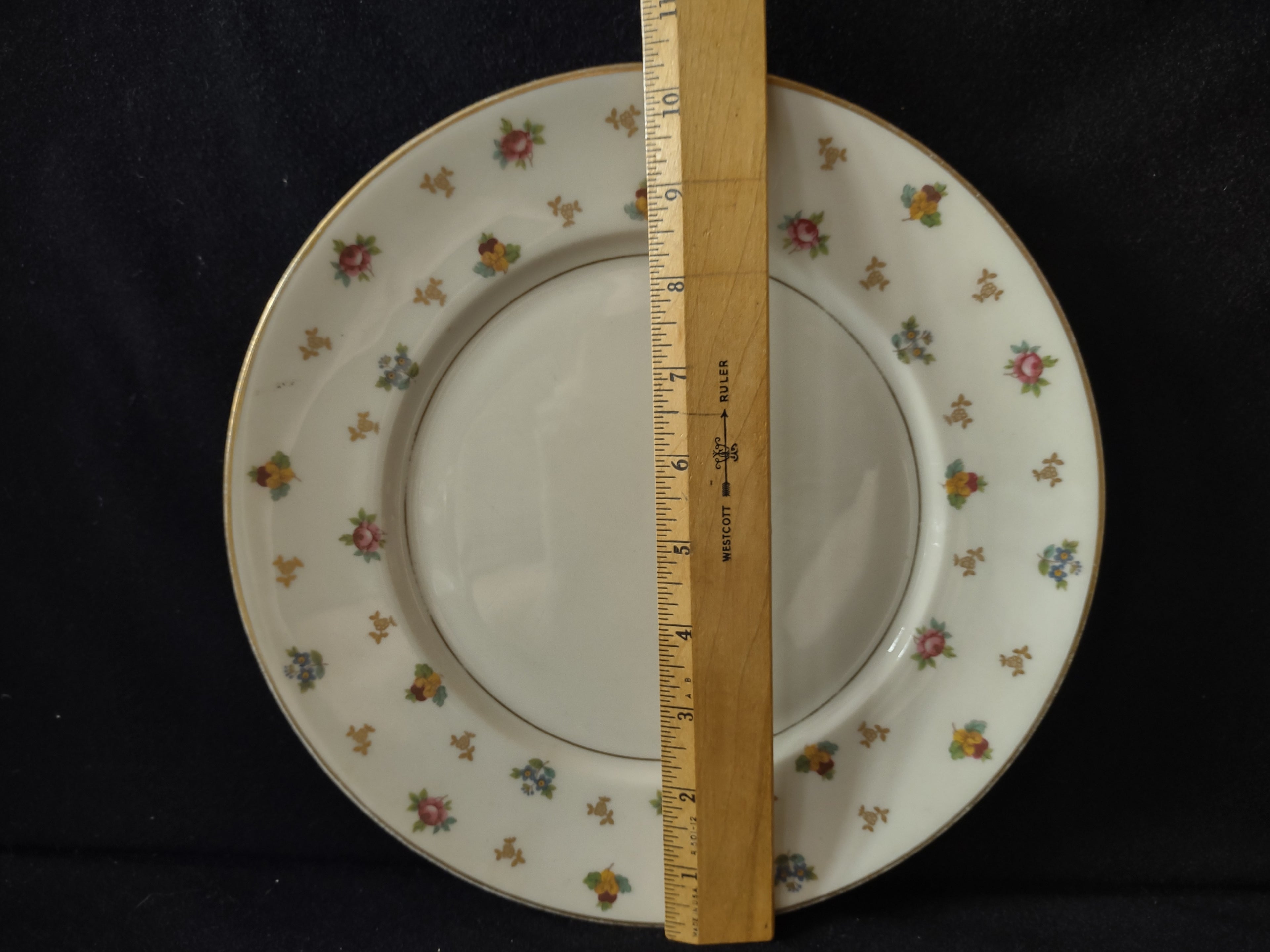 Vintage Lamberton China Molly Pitcher Pink Floral Gold Trim Dinner Plate [6896]