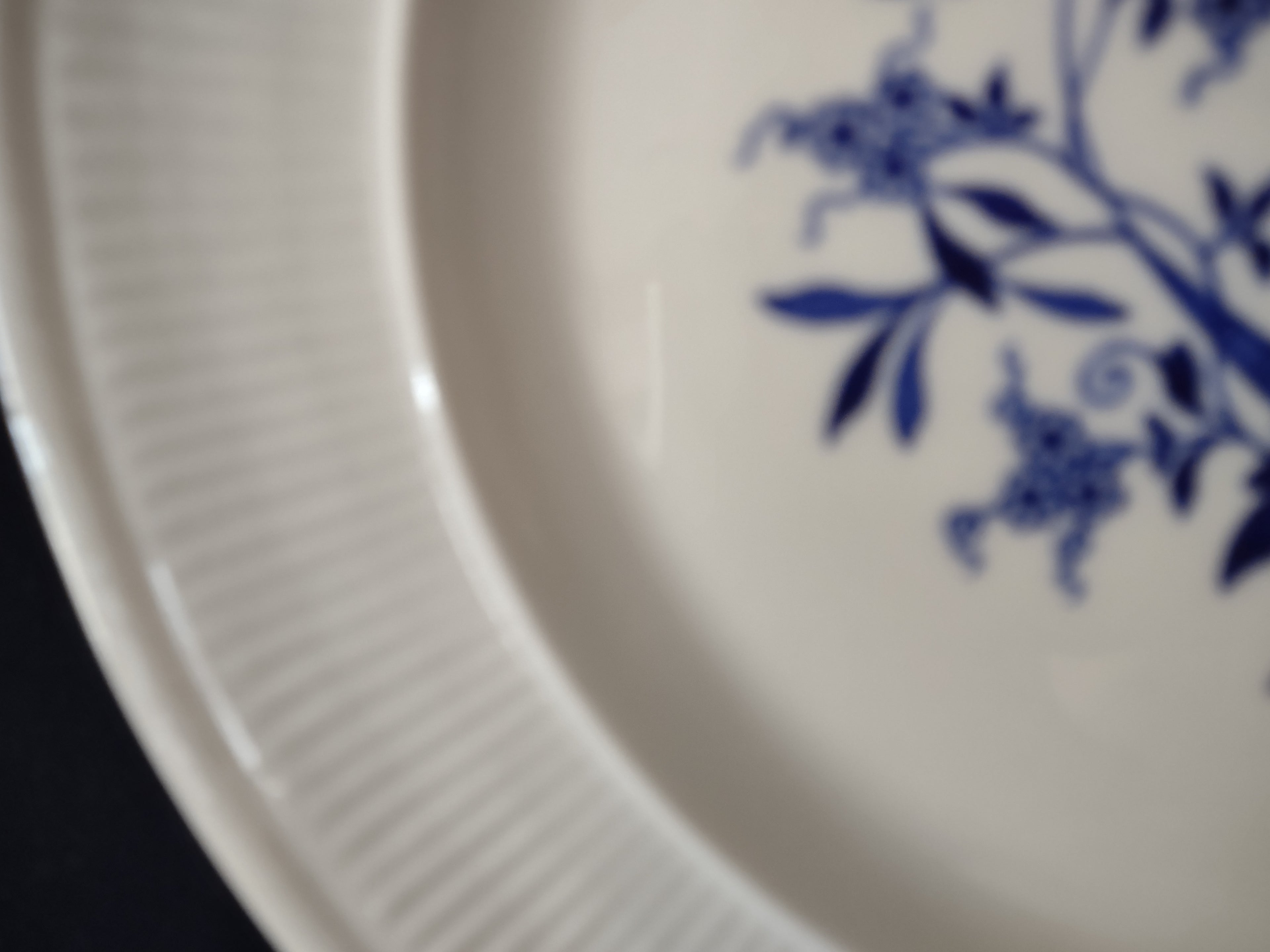 Vintage Shenango China Blue Onion Cobalt Floral Ribbed Dinner Plate [6891]