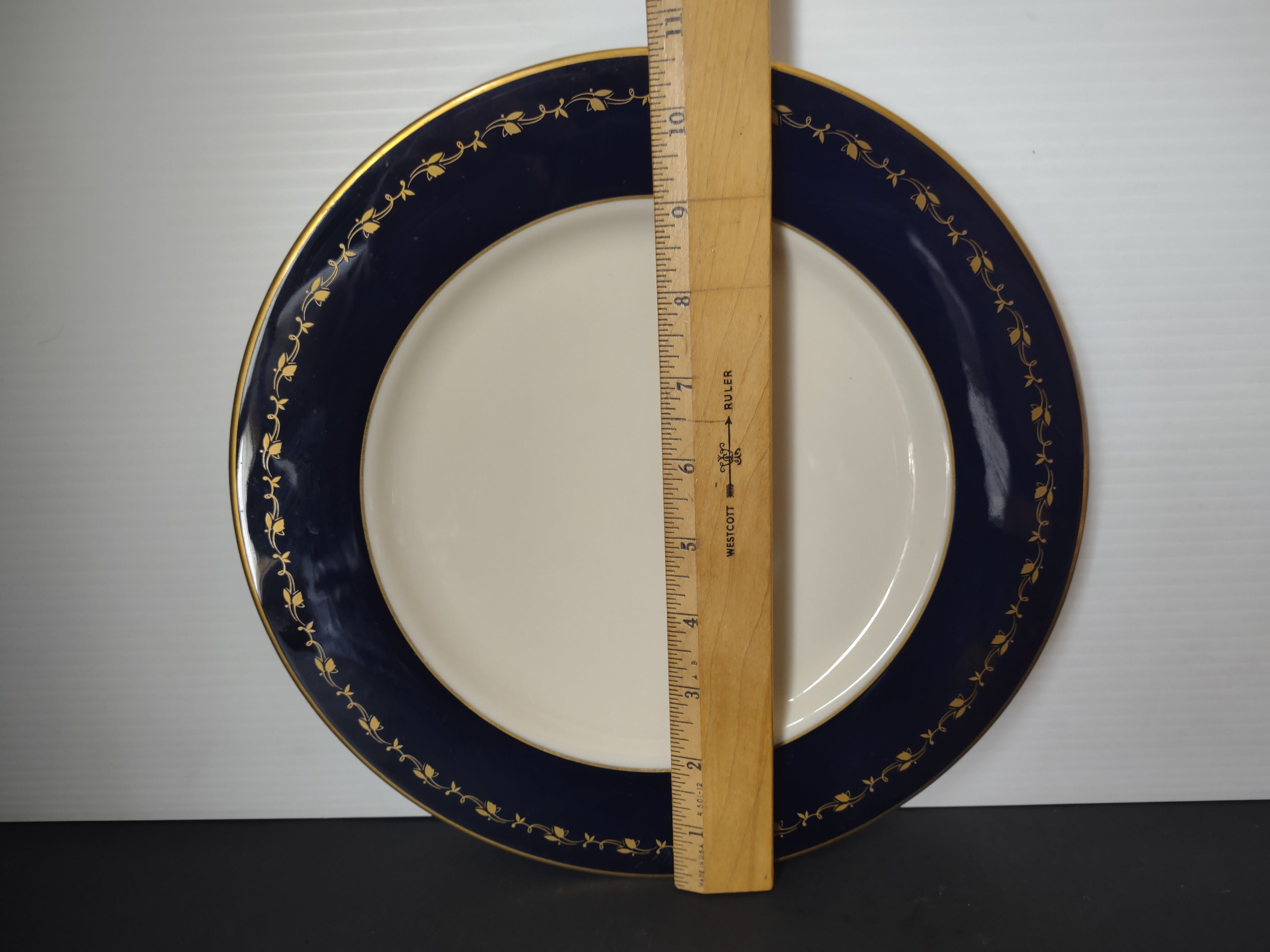 Vintage Gotham Baronim Cobalt Blue & Gold Vine Plate [6888]