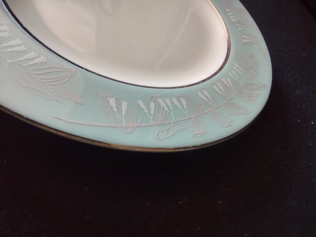 Iroquois China Fern Hunte plate border detail celadon green embossed motif