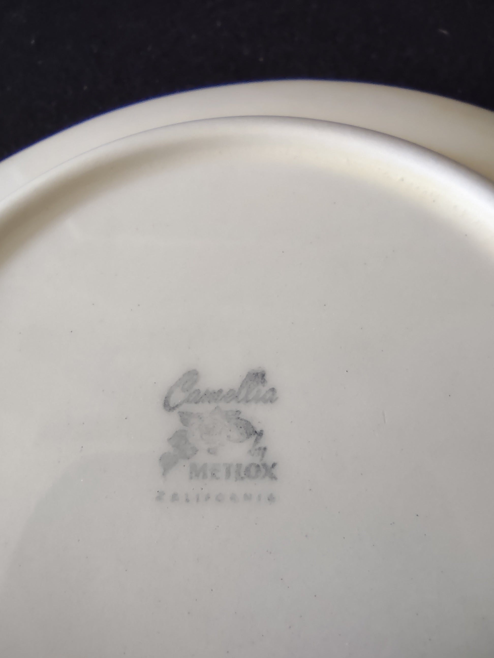 Vintage Metlox Poppytrail Camellia Pink Rose Rimmed Berry Bowl 6" [6912]