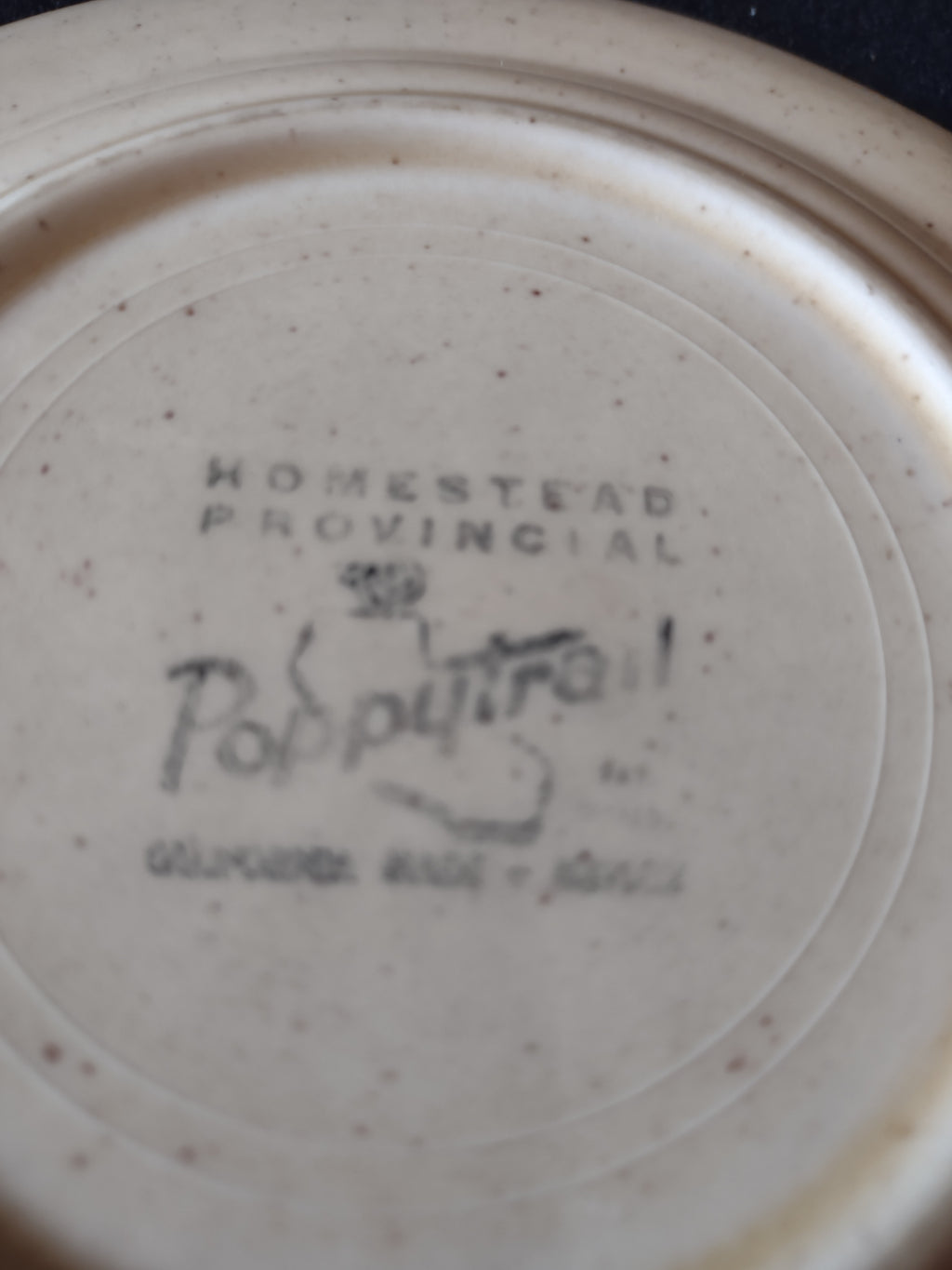 Vintage Metlox Poppytrail Homestead Provincial Green & Red Plate [6921]