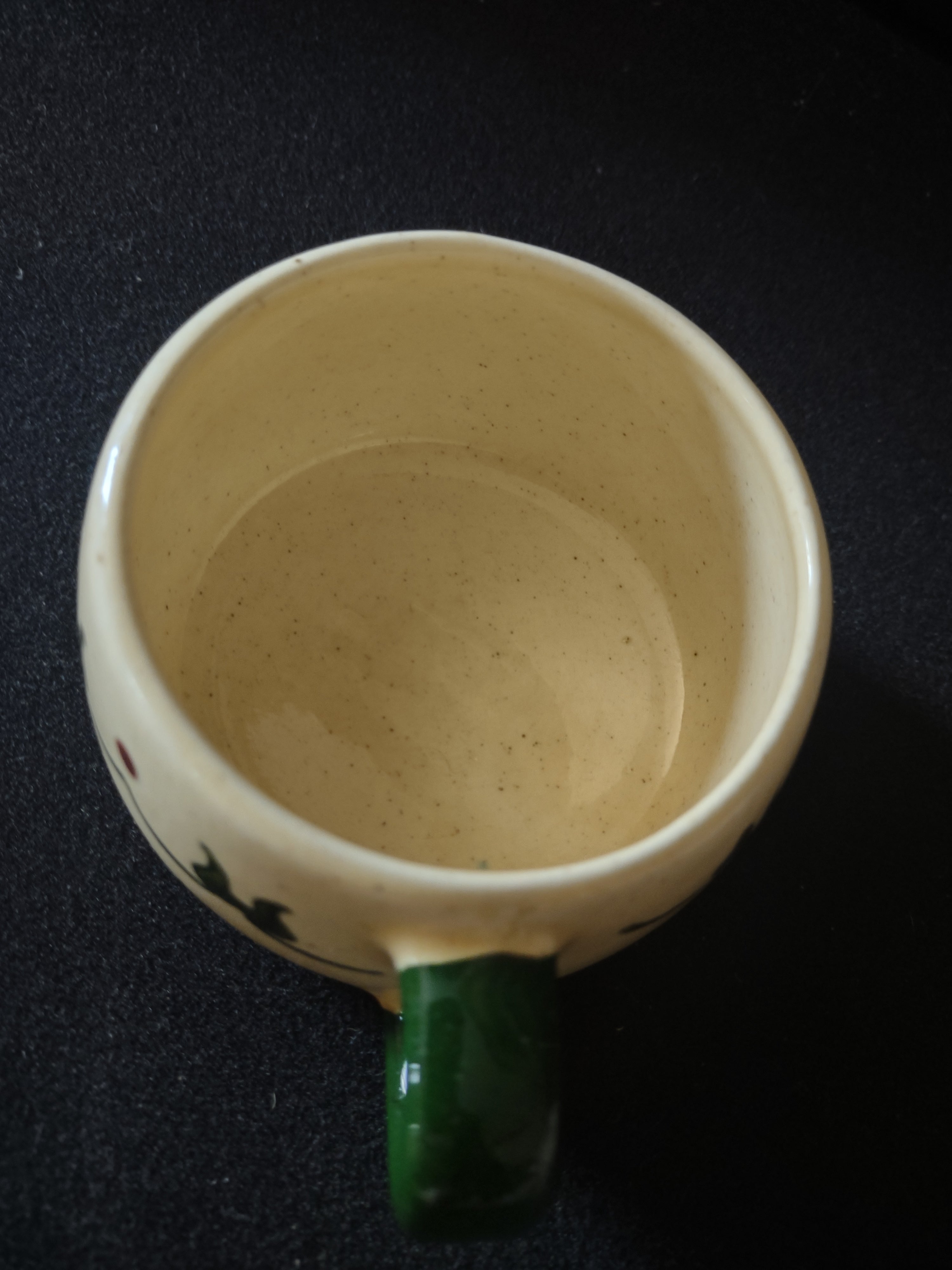 Metlox Poppytrail cup angled view