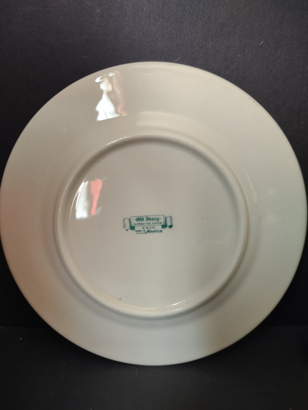 Vintage Syracuse China Crimson & Gold Plate Set of 2 O.P. Co [6944]