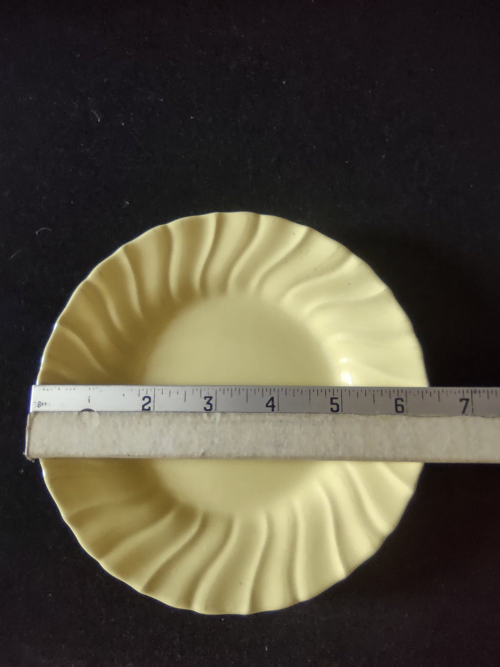 Full view of Franciscan Ware Swirl plate base showing backstamp