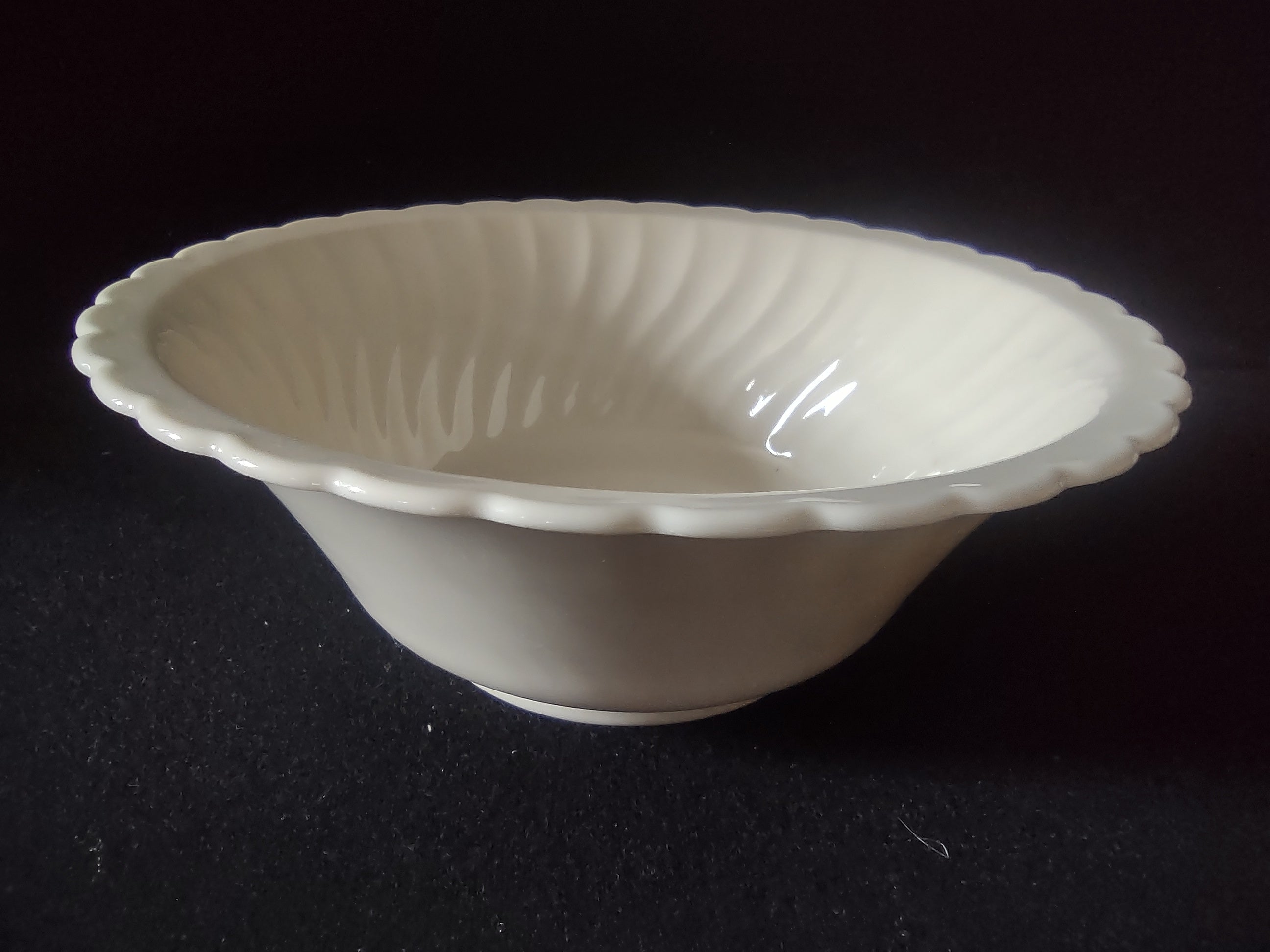 Vintage Syracuse China Swirl White Bowl - front view