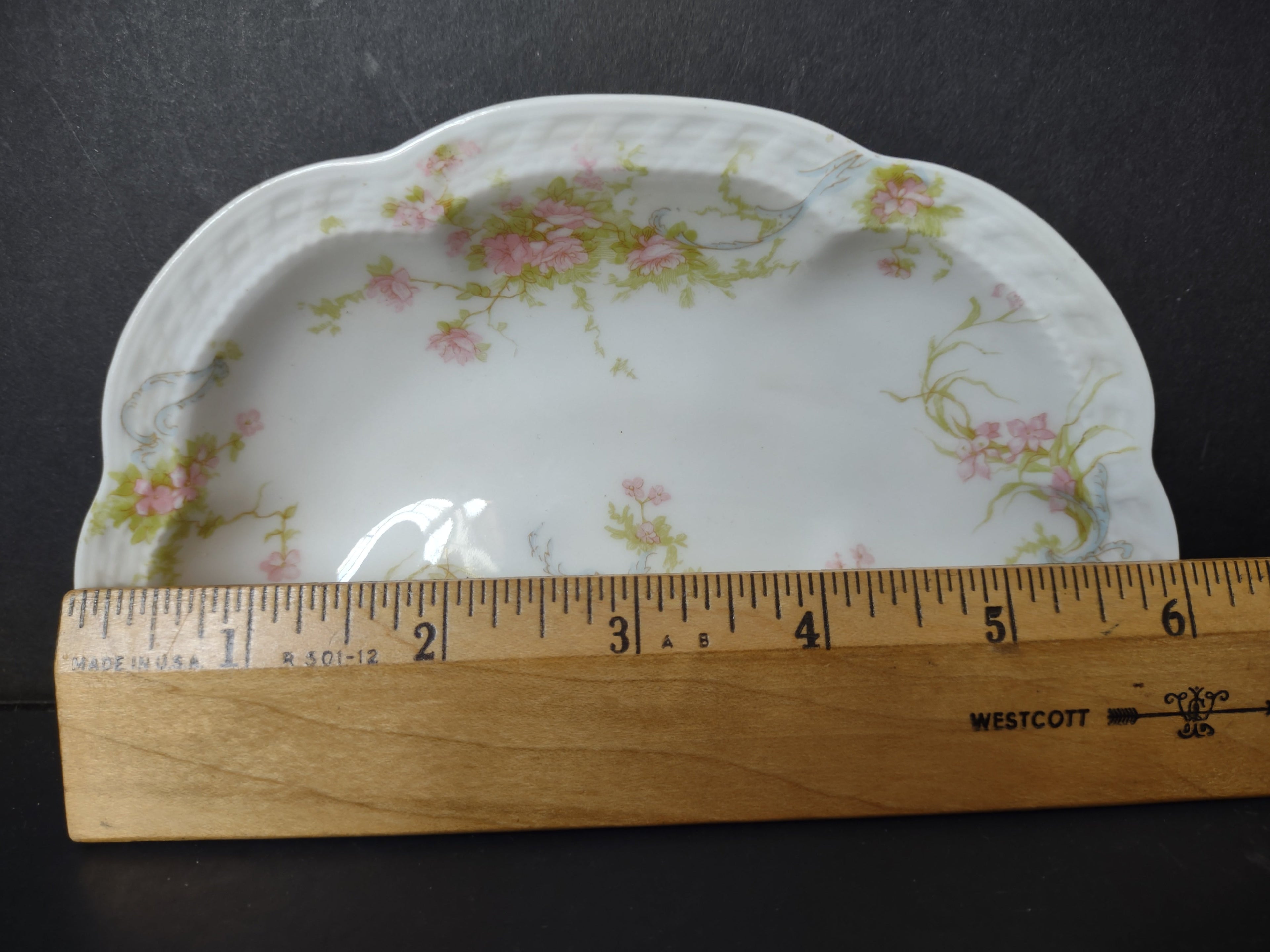 Haviland Limoges bone dish full top view