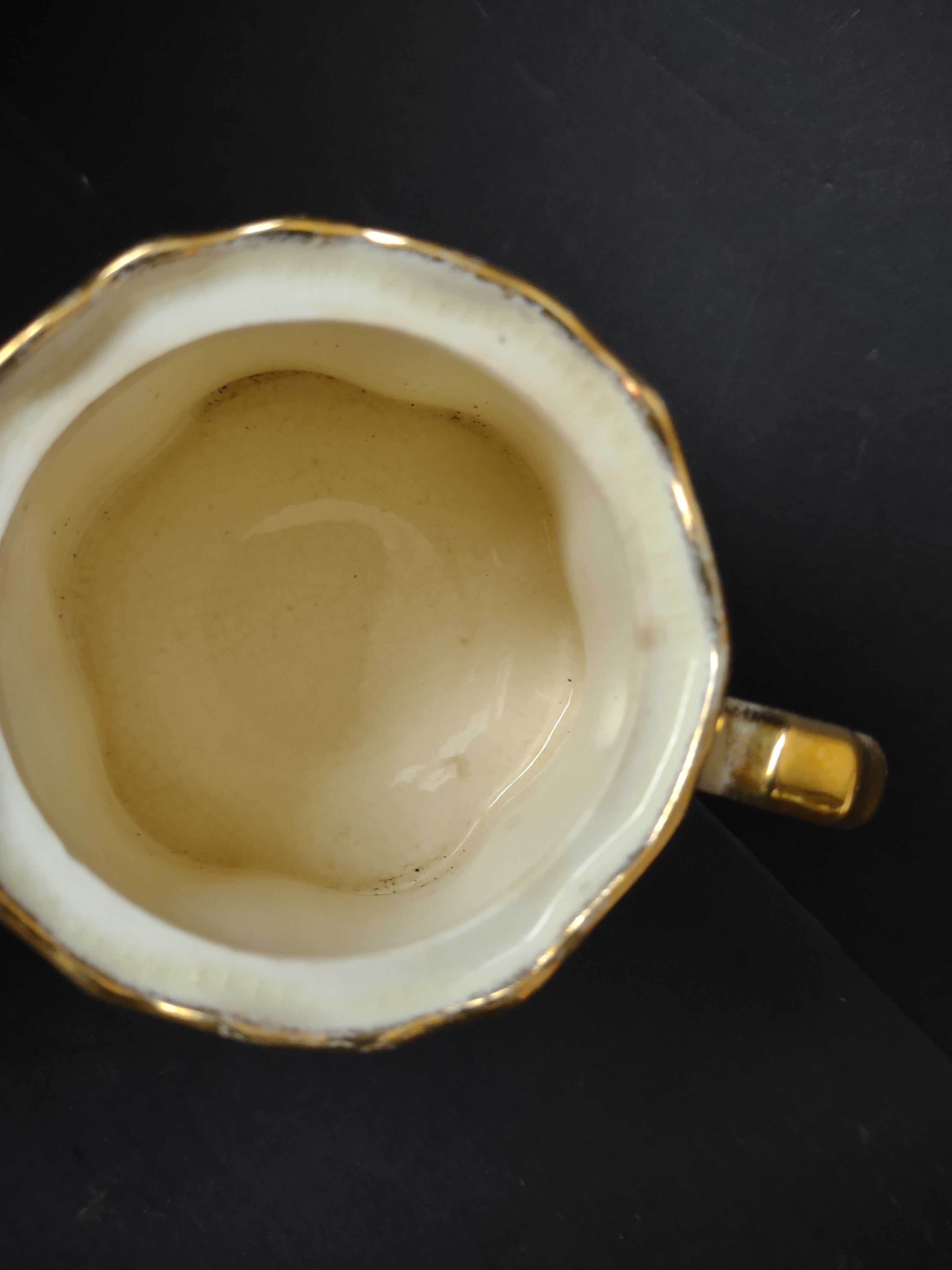 Vintage Crooksville Off-White & Gold Laurel Wreath Lidded Sugar Bowl [6982]