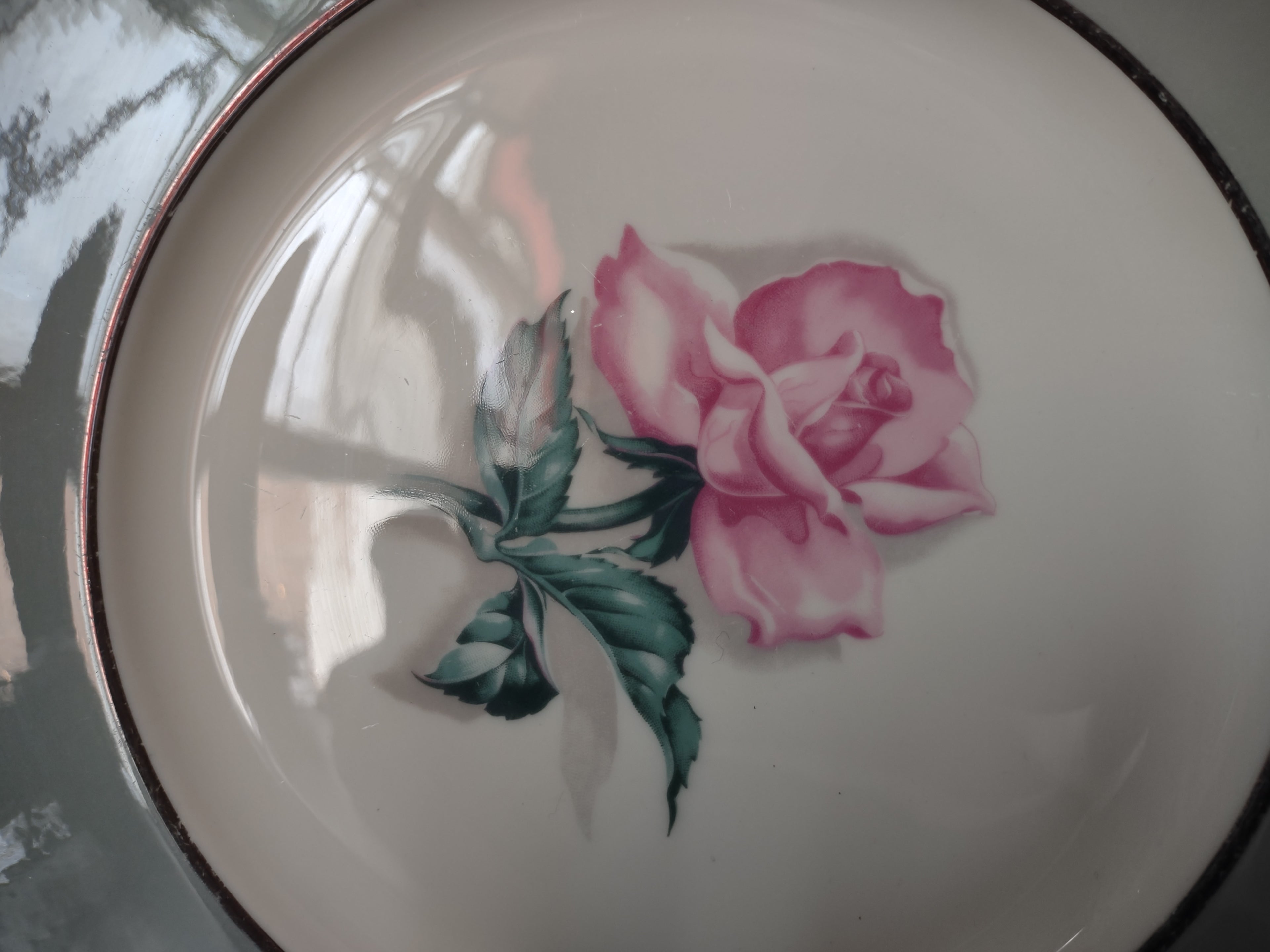 Vintage Blue & Pink Rose Bud Platinum Trim Plate [6983]