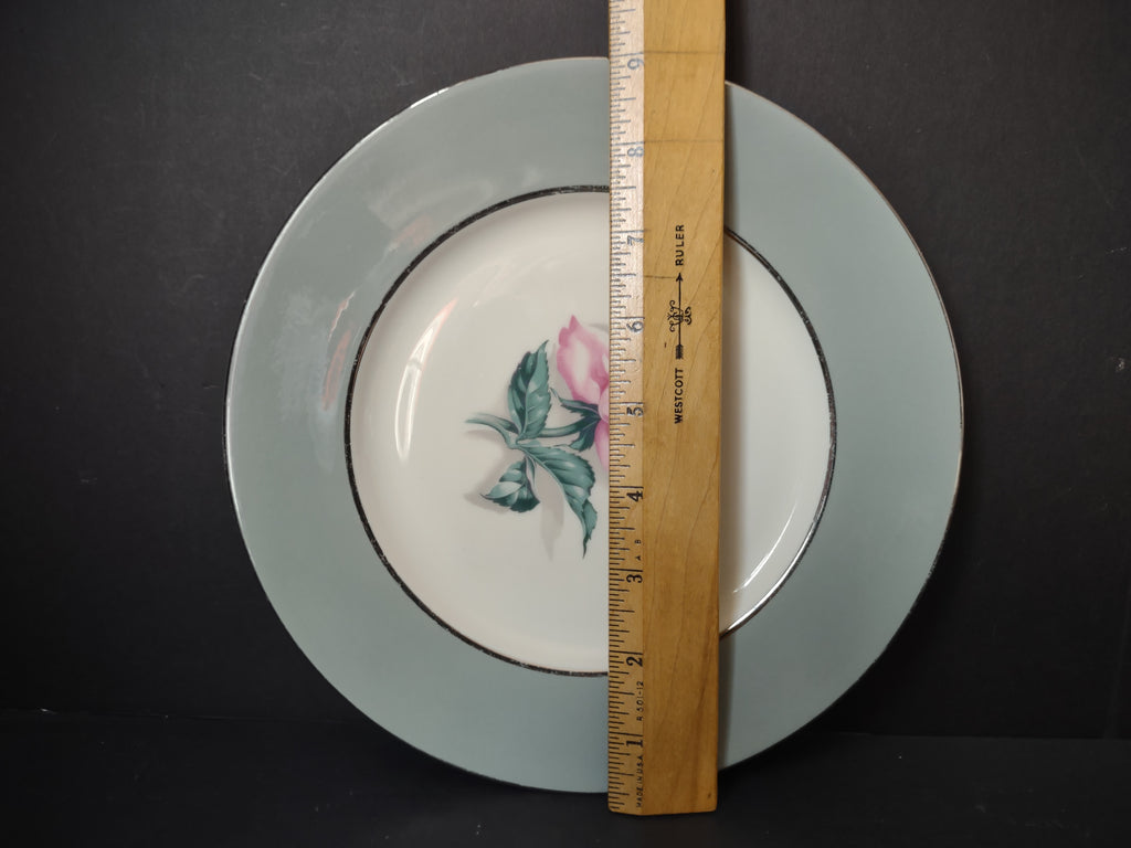 Vintage Blue & Pink Rose Bud Platinum Trim Plate [6983]
