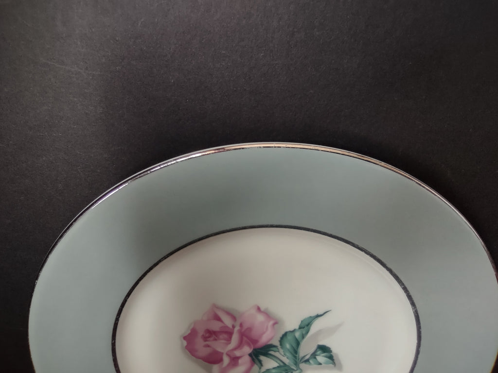 Vintage Blue & Pink Rose Bud Platinum Trim Plate [6983]
