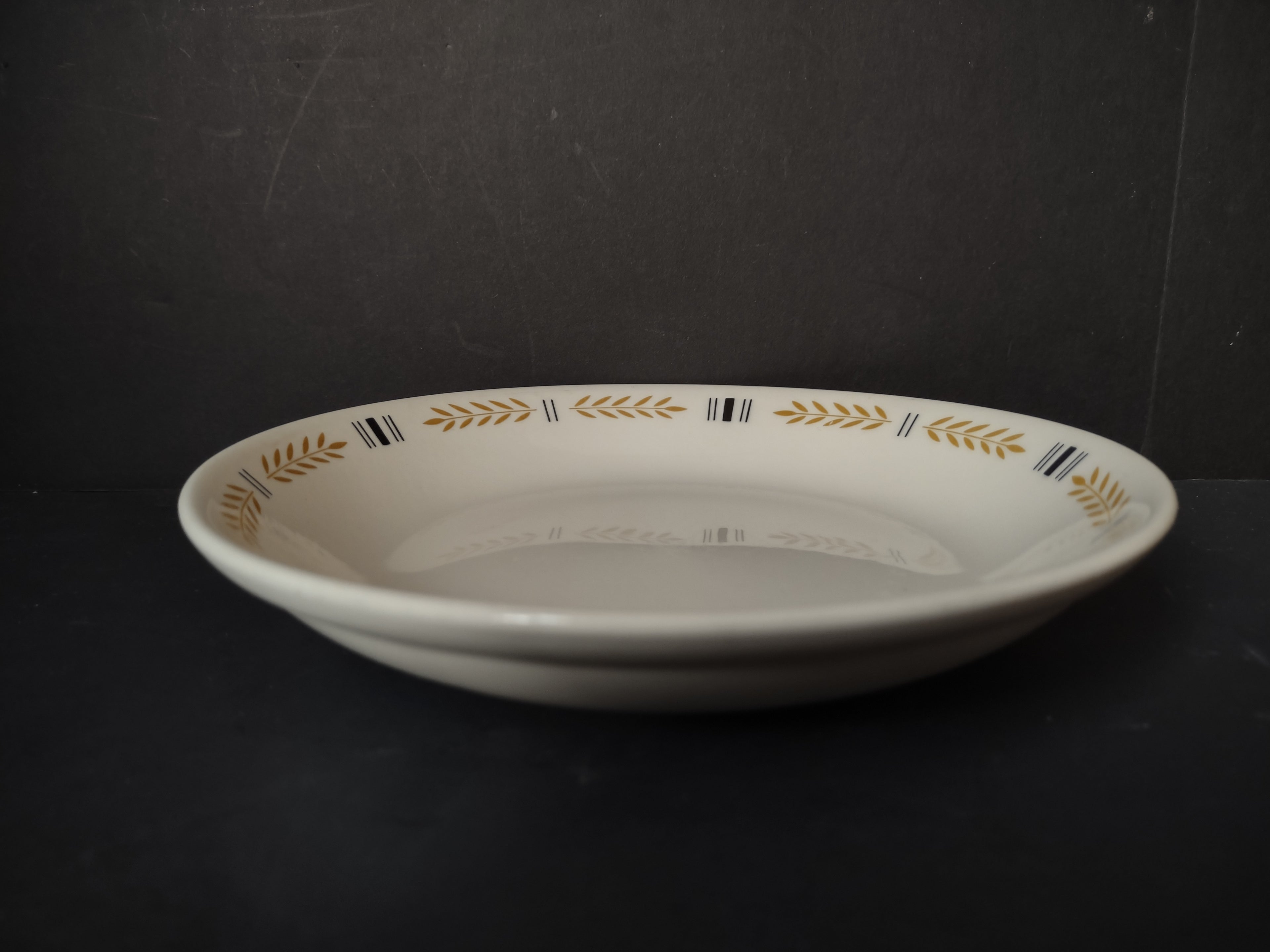 Vintage Homer Laughlin Gold Wheat Sprig Black Dash Plate [6966]