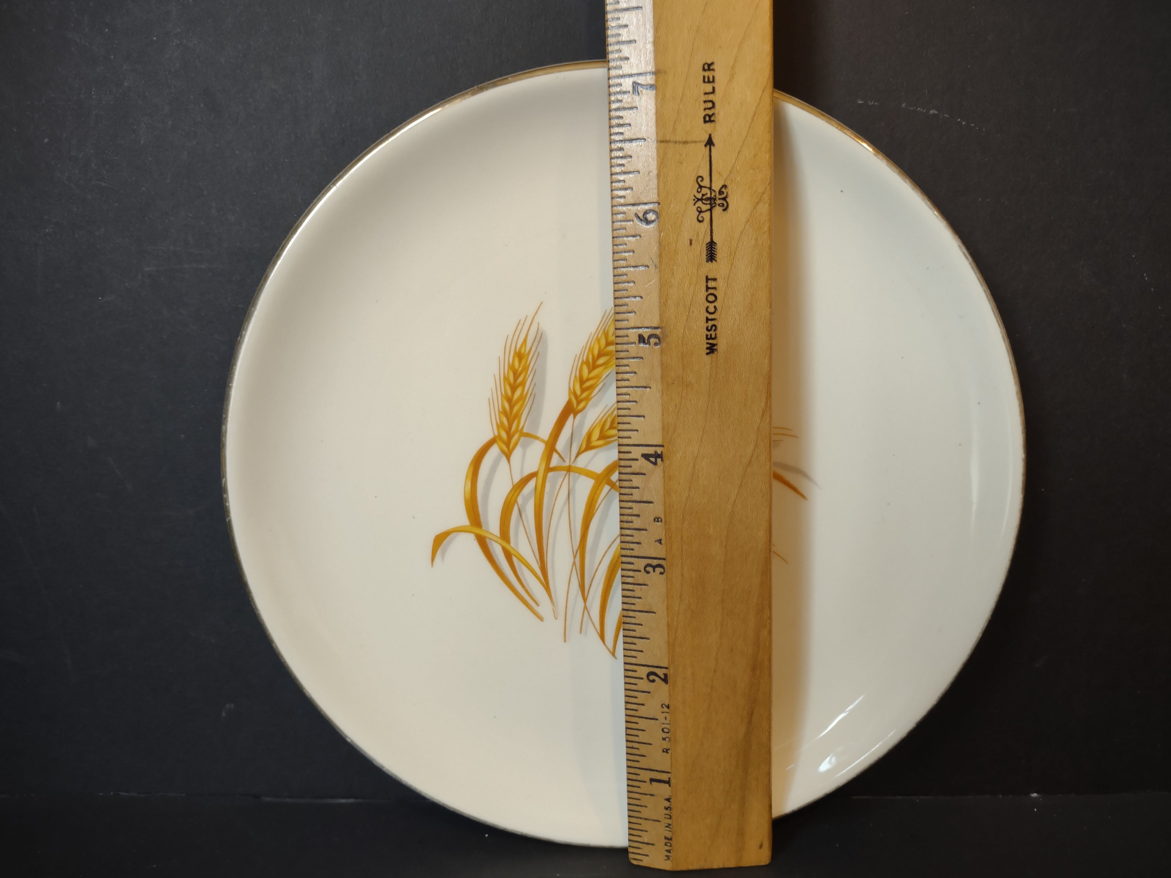 Vintage Golden Wheat 22K Gold USA 7-1/2" Plate [6969]