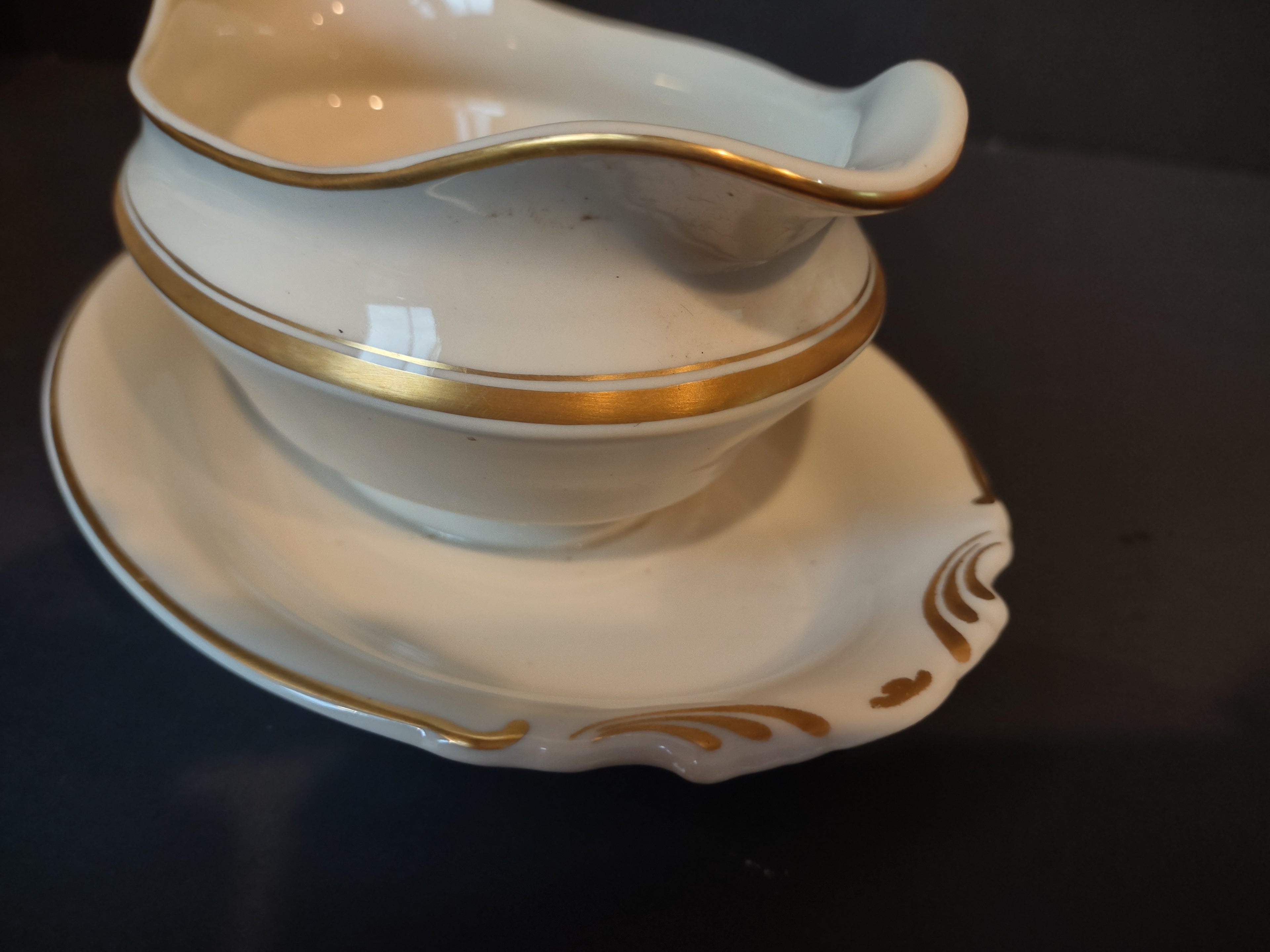Vintage Syracuse China White Gravy Boat with Attached Underplate Gold [6975]