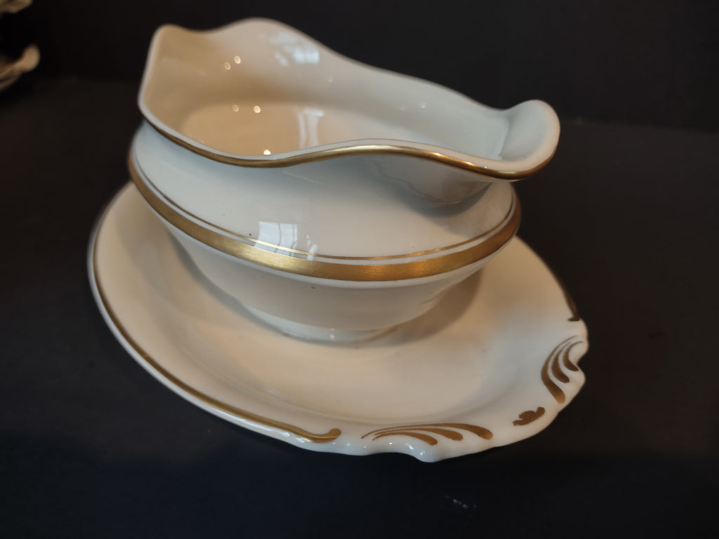 Vintage Syracuse China White Gravy Boat with Attached Underplate Gold [6975]