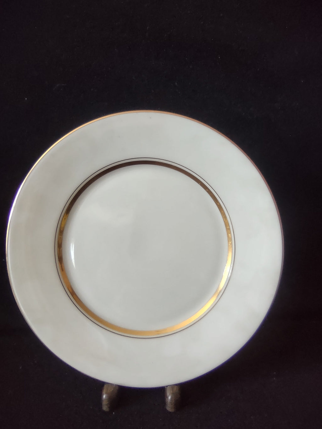 Oxford Bone China Andover saucer - full front view showing wide gold band