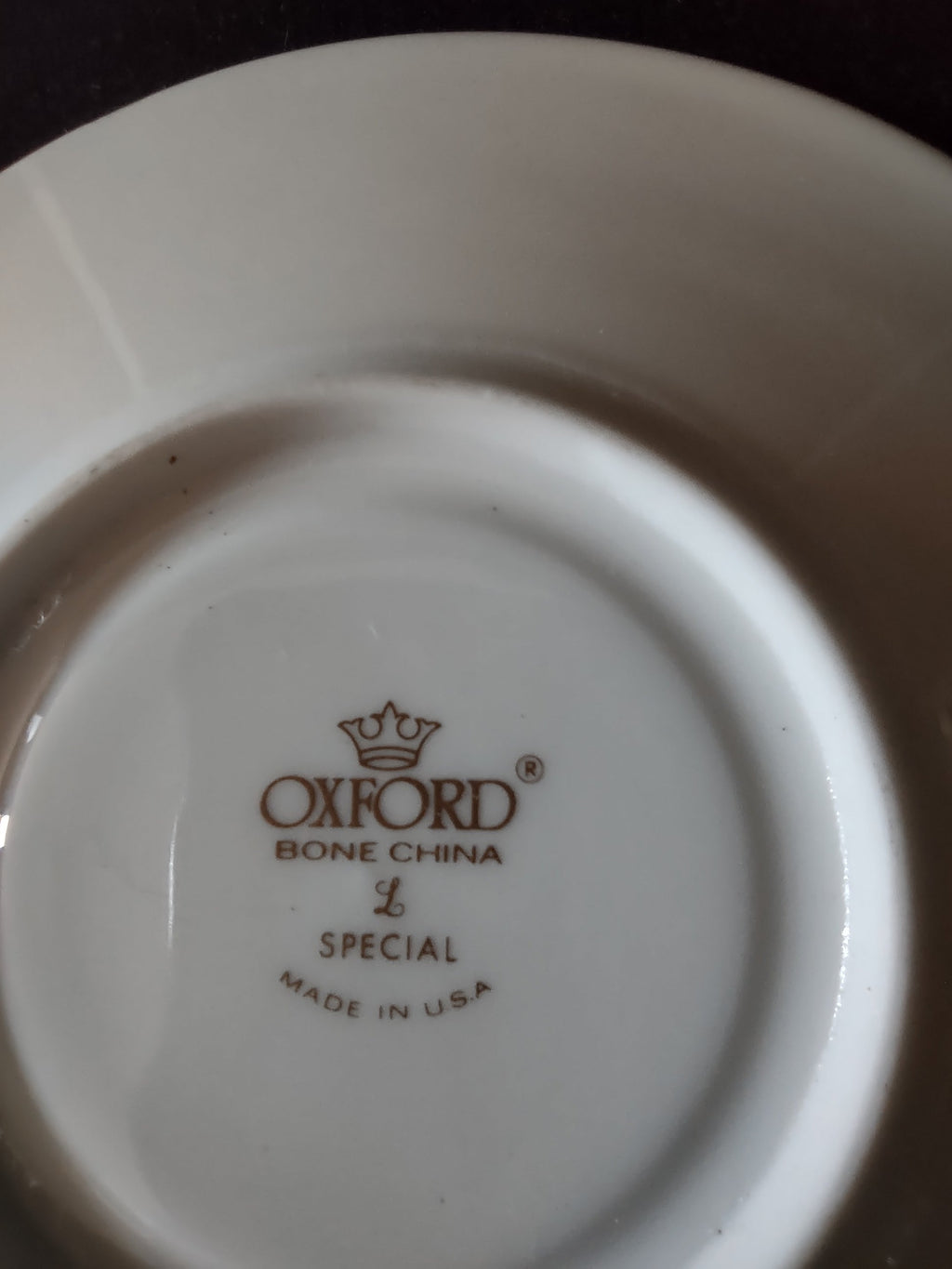 Oxford Bone China Special saucer - detail of gold rim and white glaze