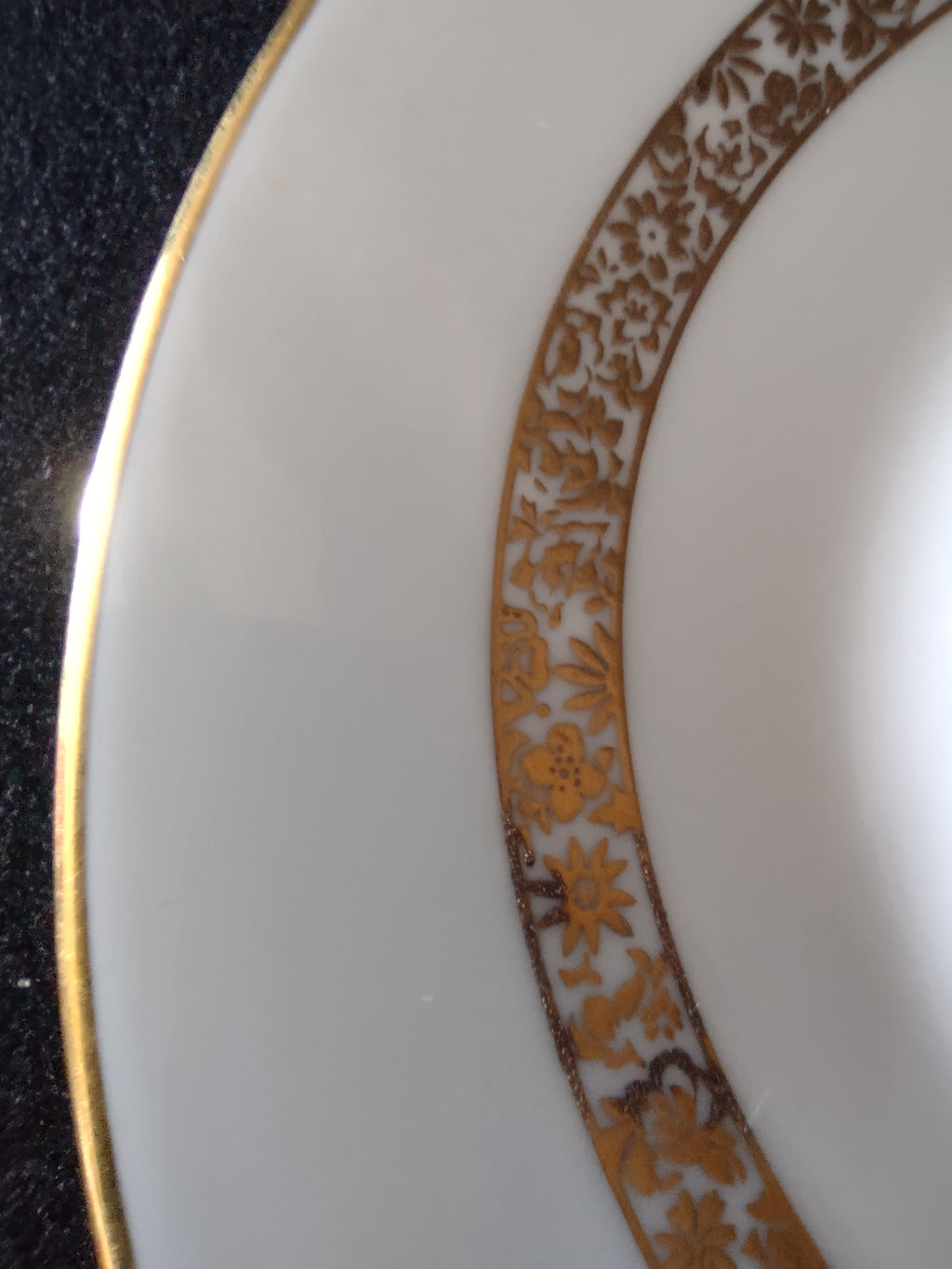 Vintage Oxford Bone China Golden Glen Saucer [6998]