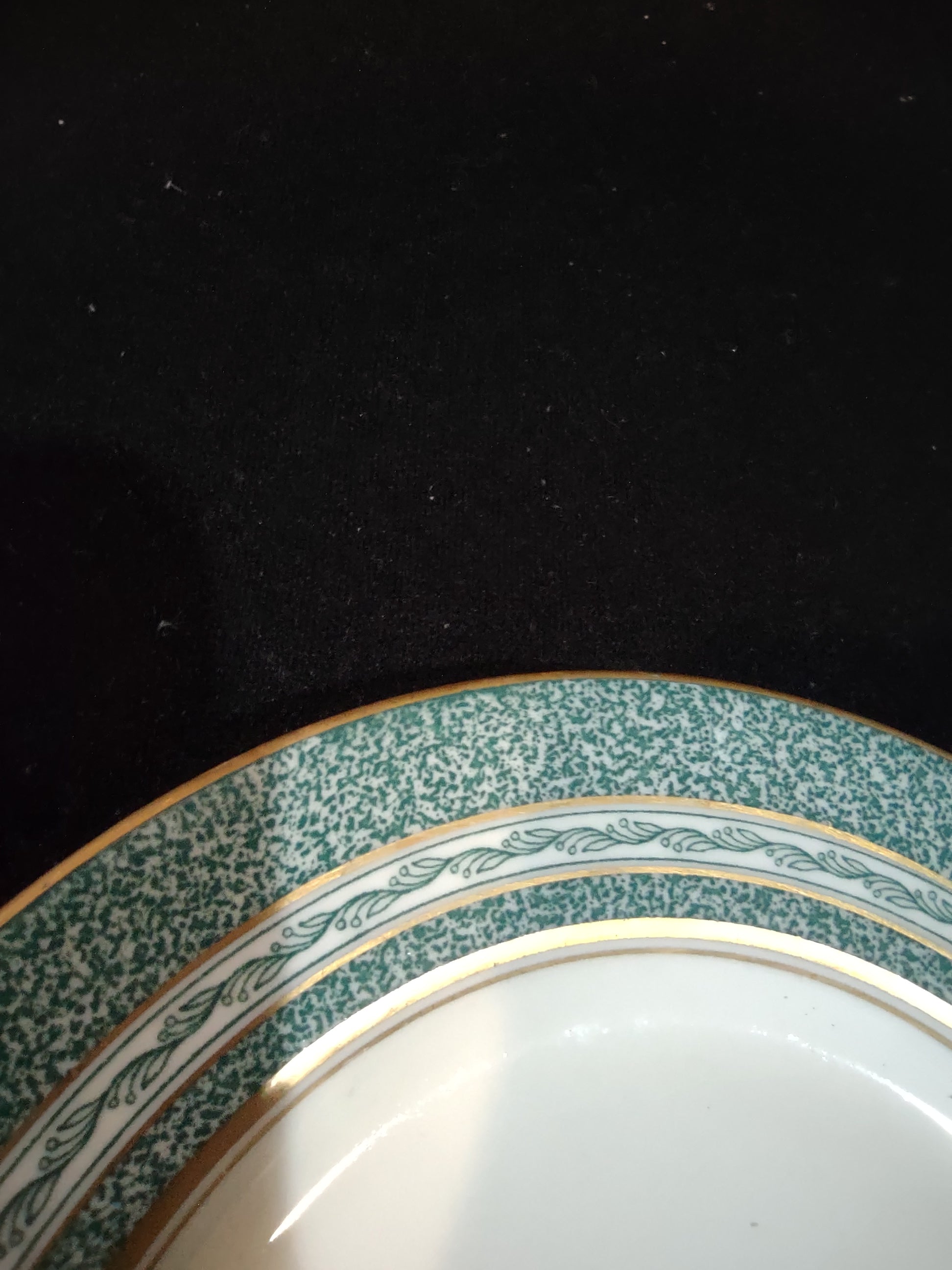 Vintage Theodore Haviland NY Mosaic Teal & Cream Plate USA [7009]